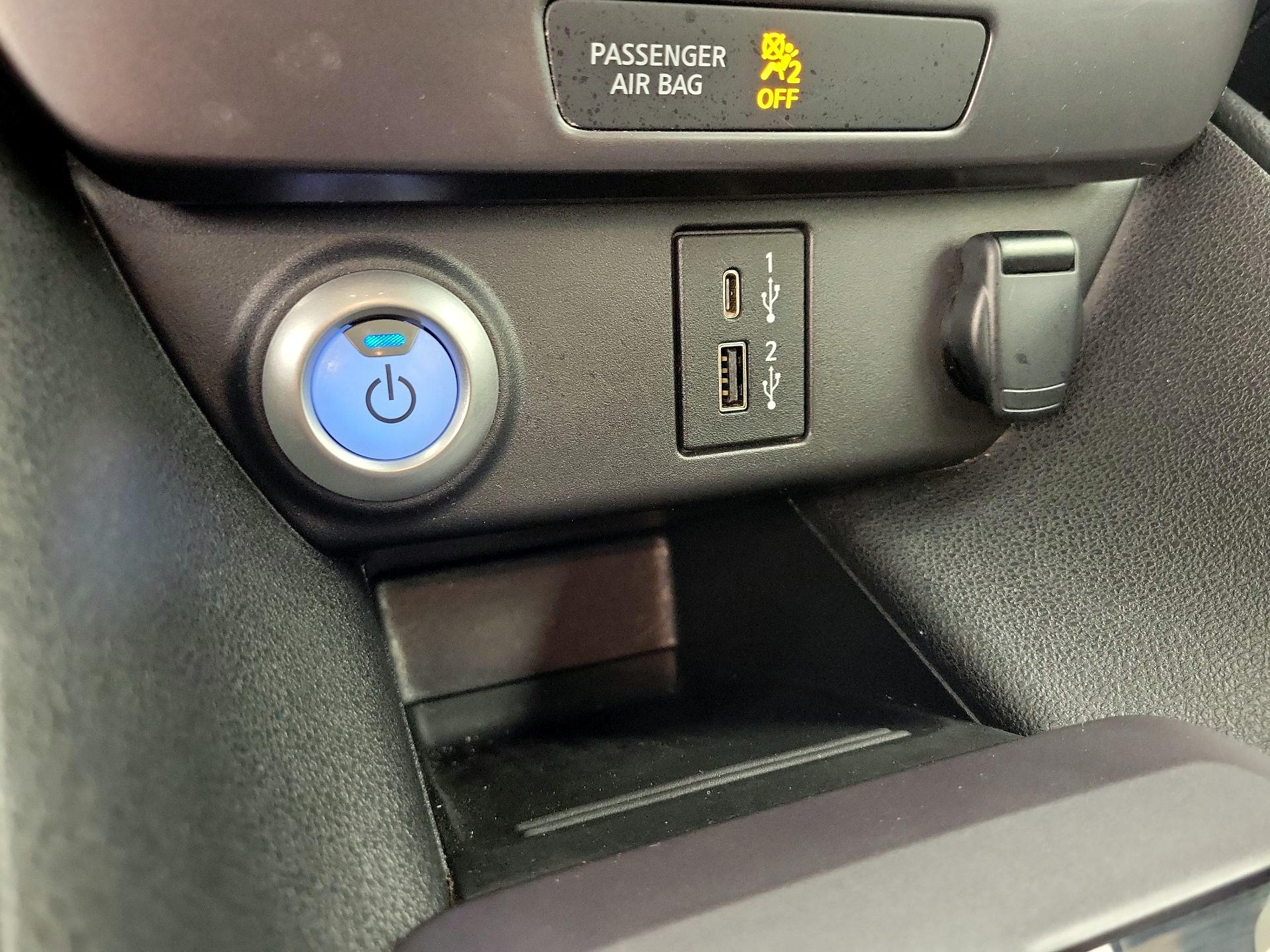 Thumbnail: 2025 Nissan Leaf - 18