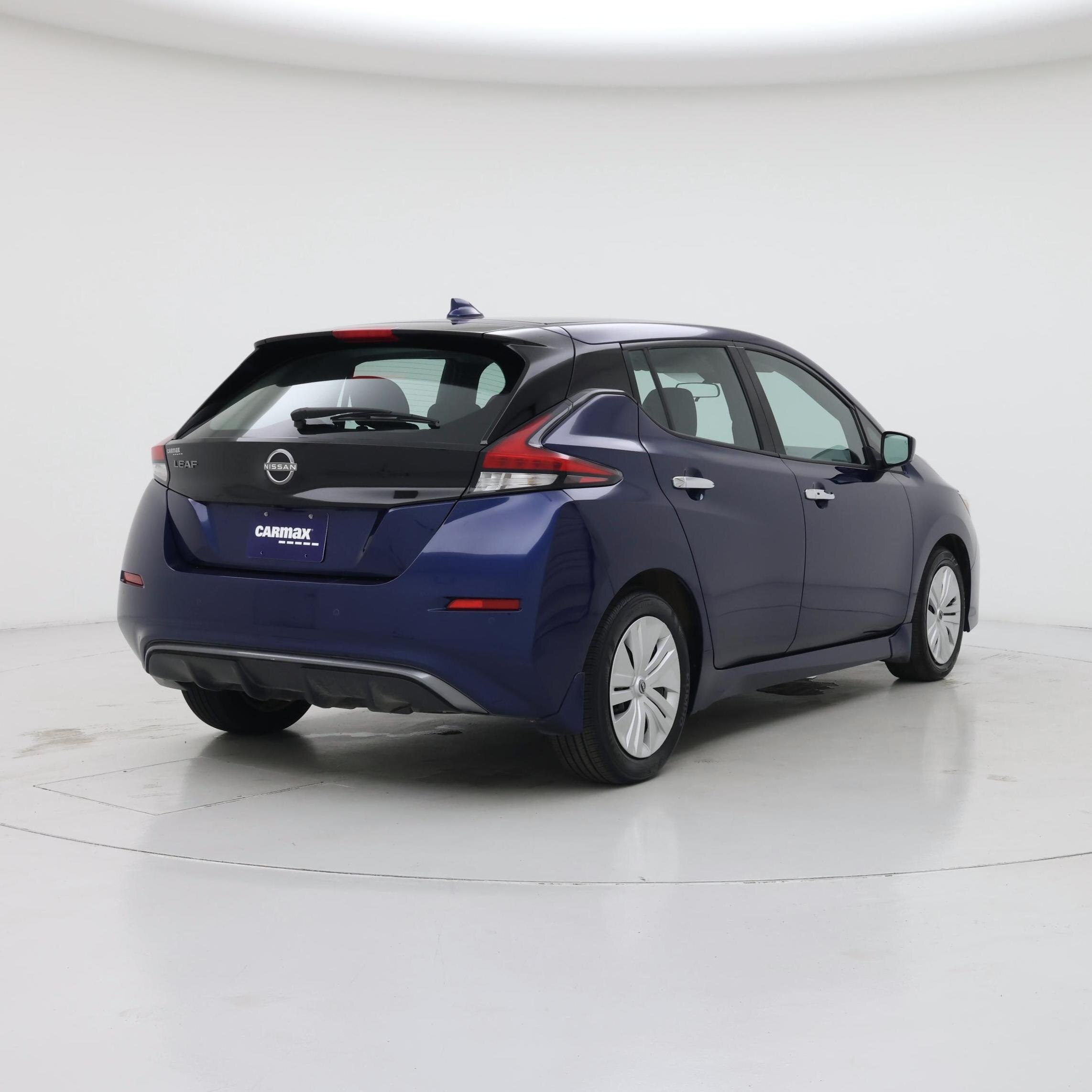 Thumbnail: 2025 Nissan Leaf - 8