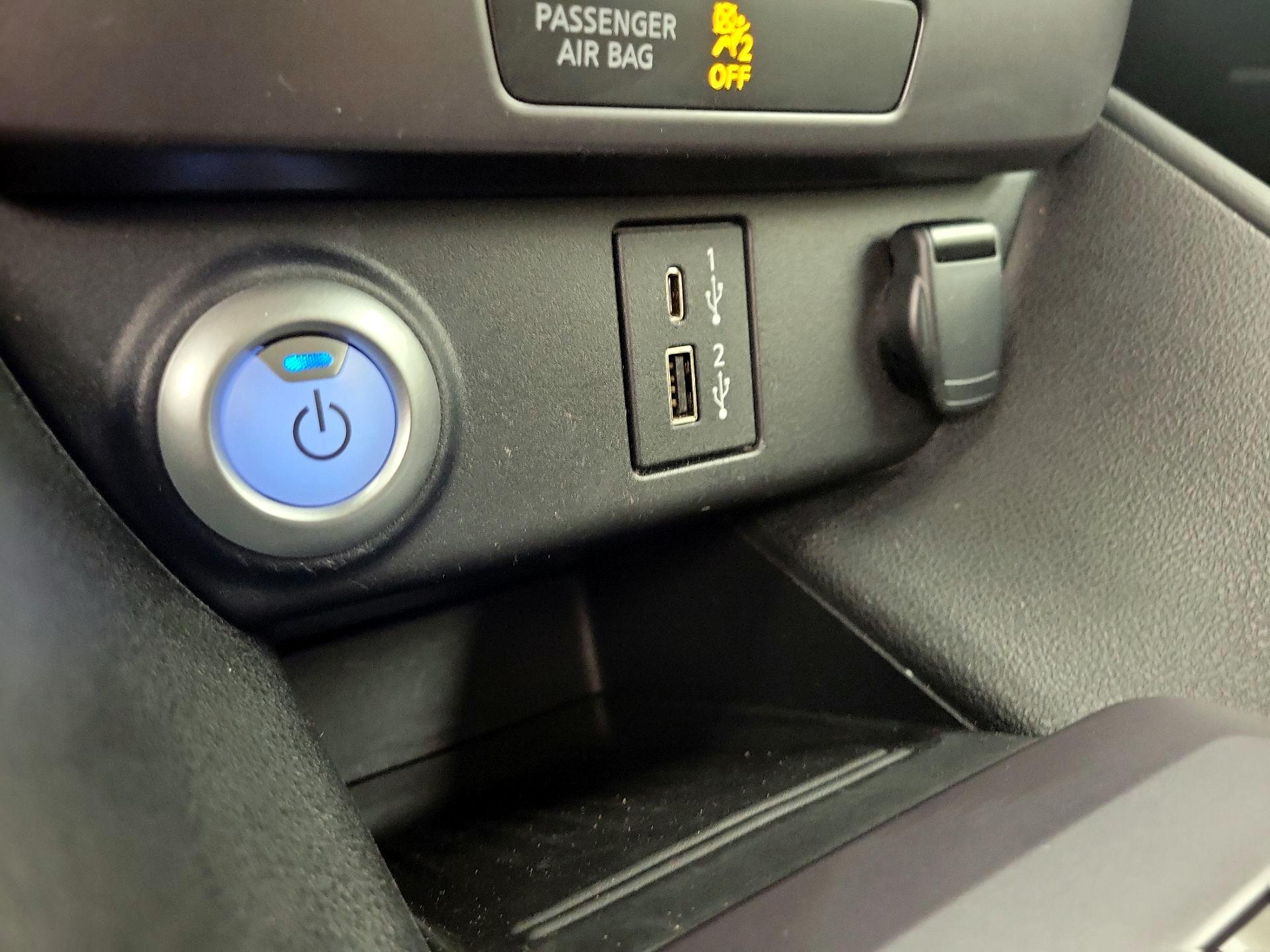 Thumbnail: 2024 Nissan Leaf - 18
