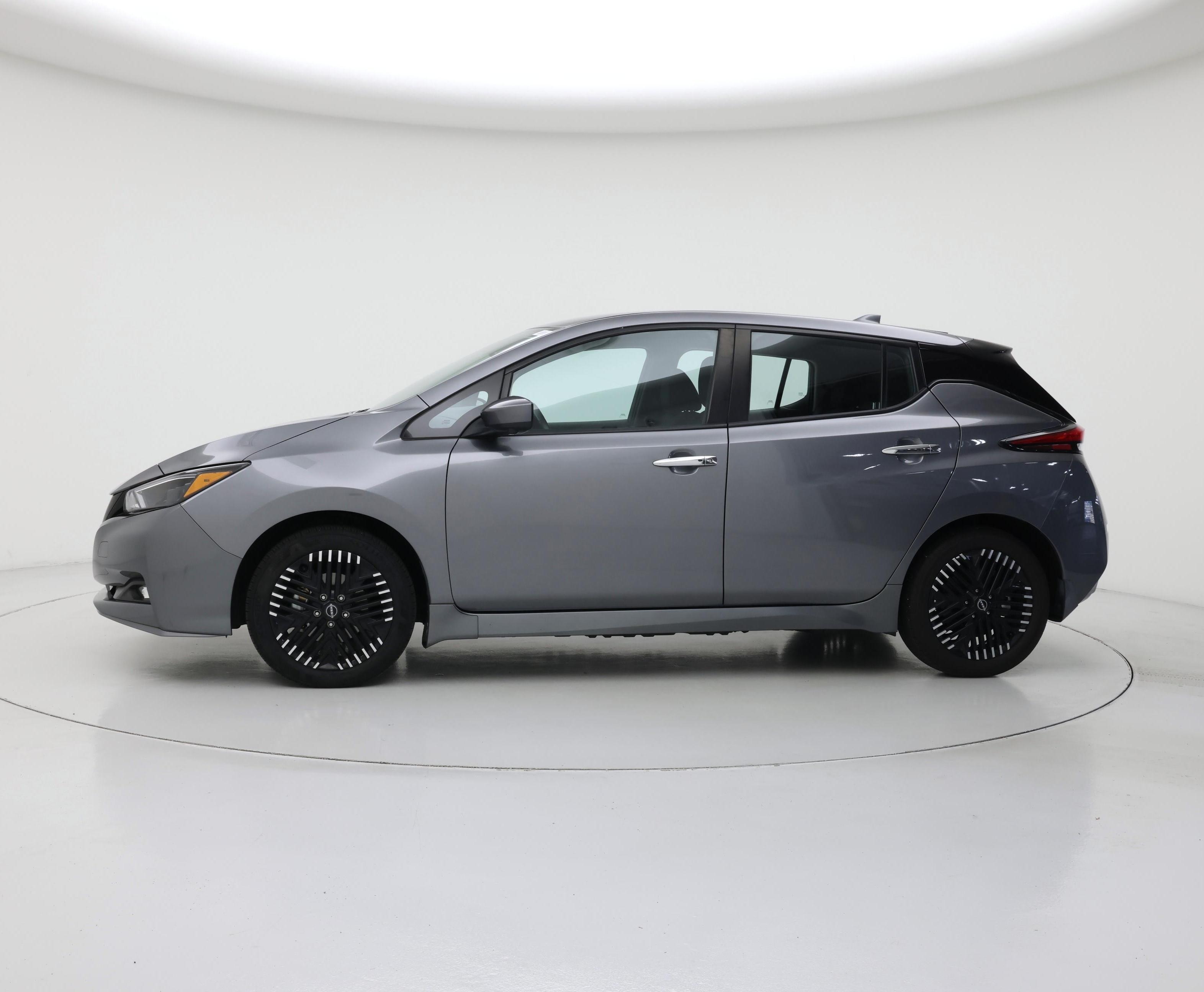 Thumbnail: 2024 Nissan Leaf - 3