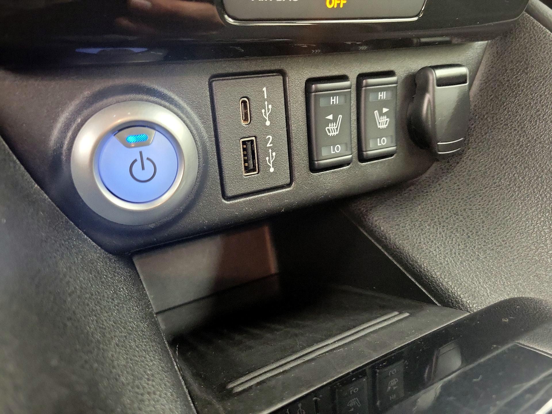 Thumbnail: 2024 Nissan Leaf - 18