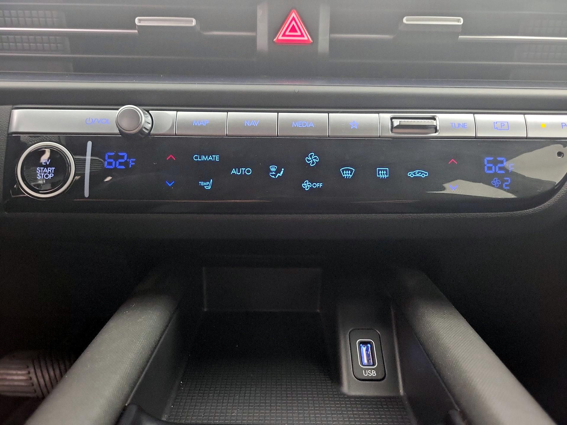 Thumbnail: 2024 Hyundai Ioniq 6 - 17