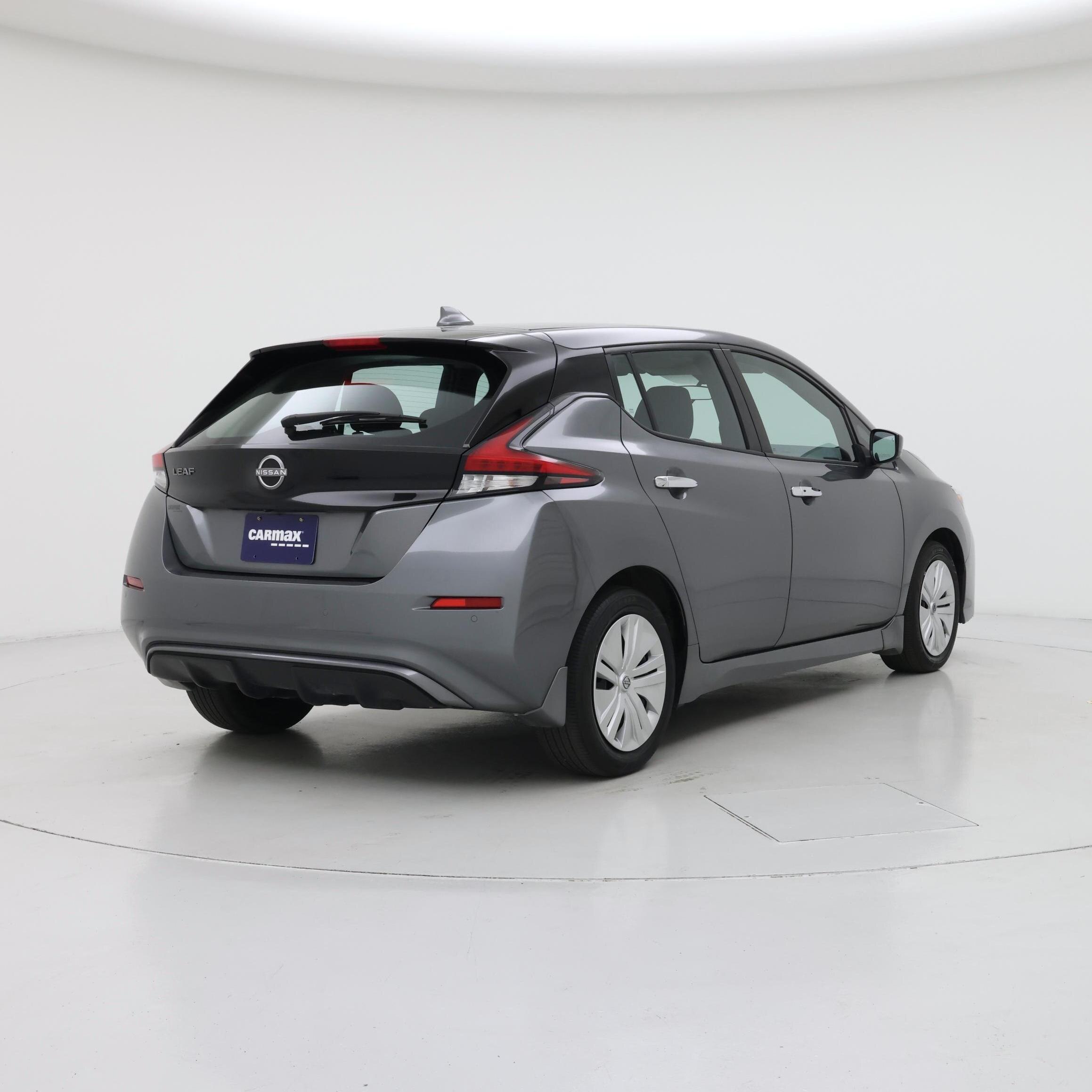 Thumbnail: 2025 Nissan Leaf - 8