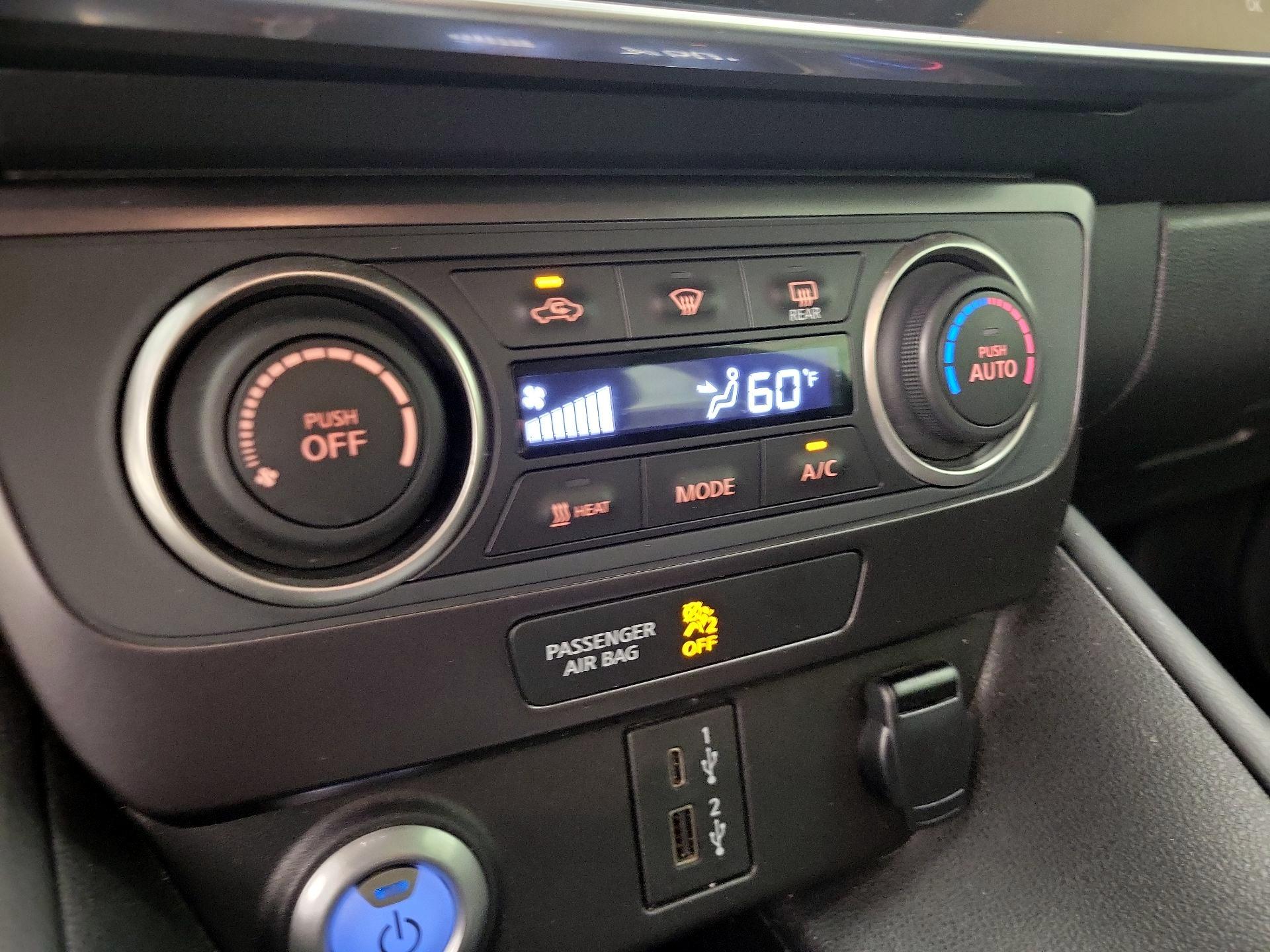 Thumbnail: 2024 Nissan Leaf - 16