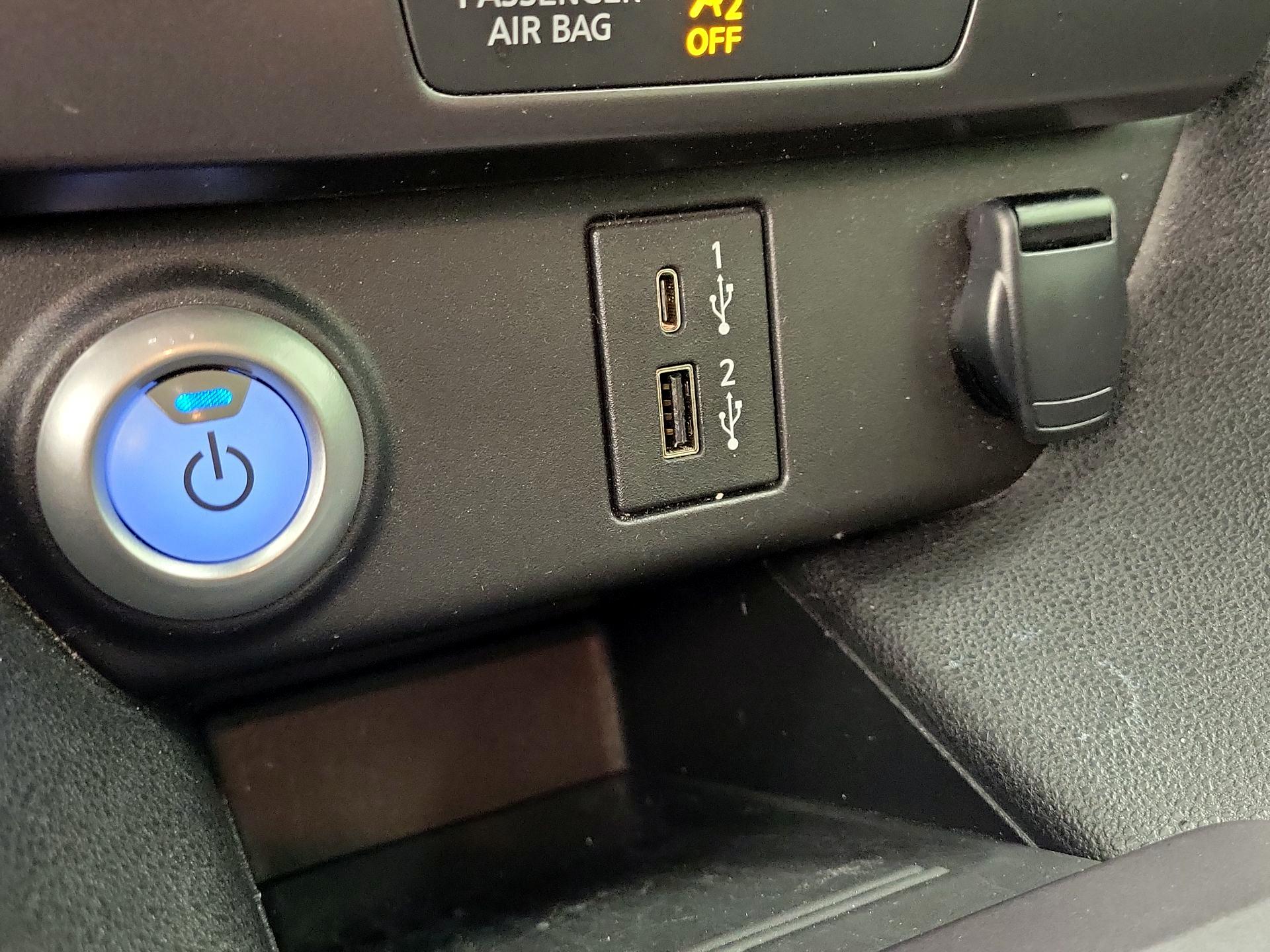 Thumbnail: 2024 Nissan Leaf - 18