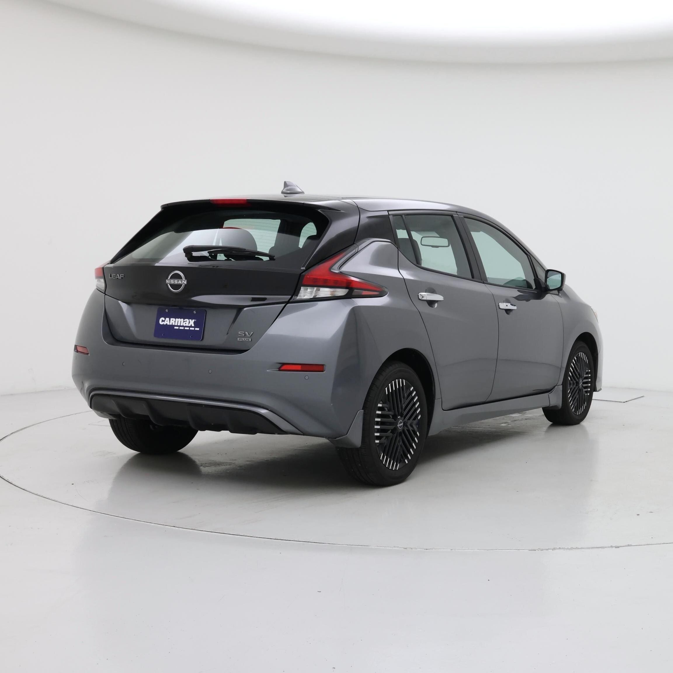 Thumbnail: 2025 Nissan Leaf - 8