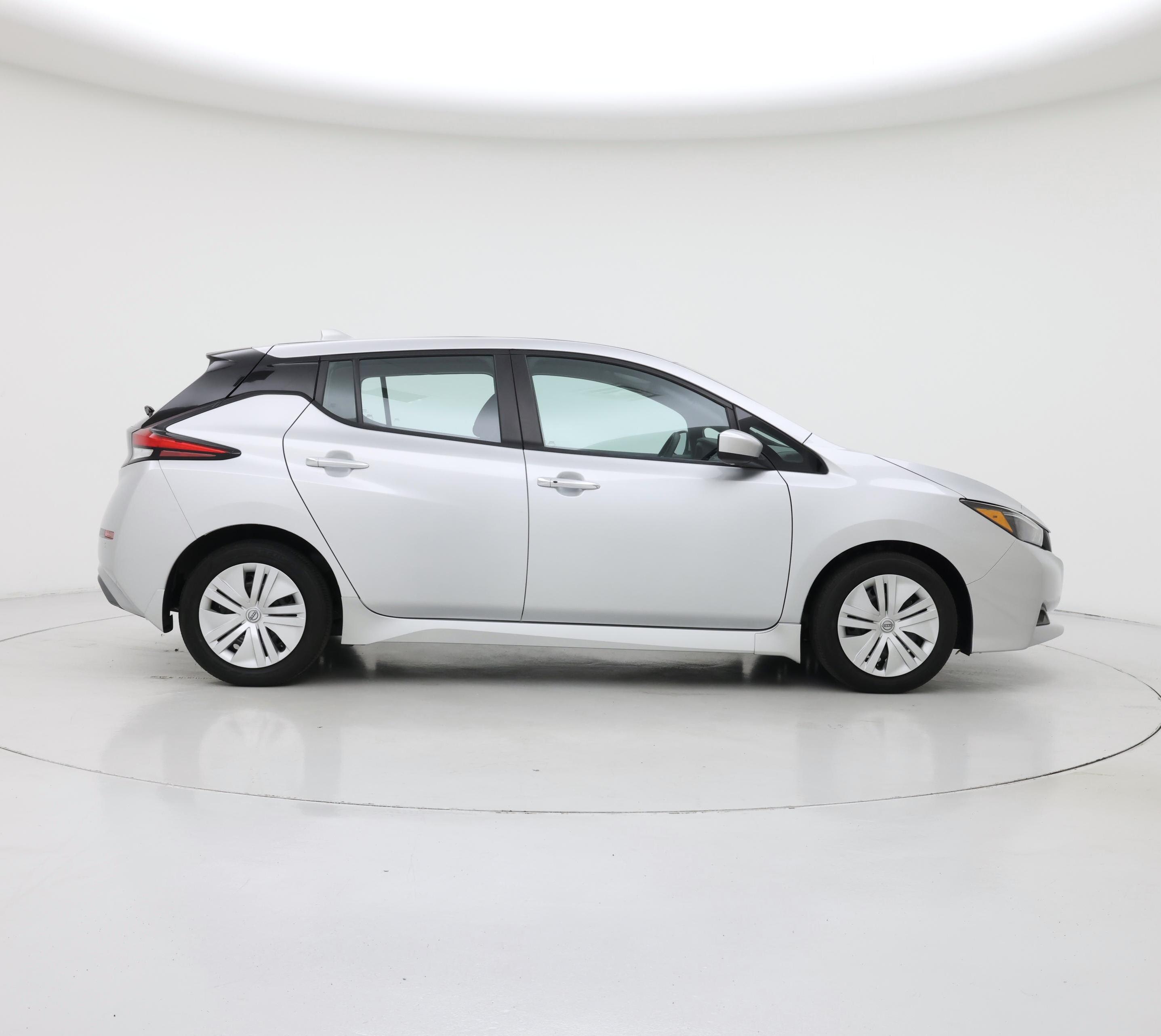 Thumbnail: 2024 Nissan Leaf - 7