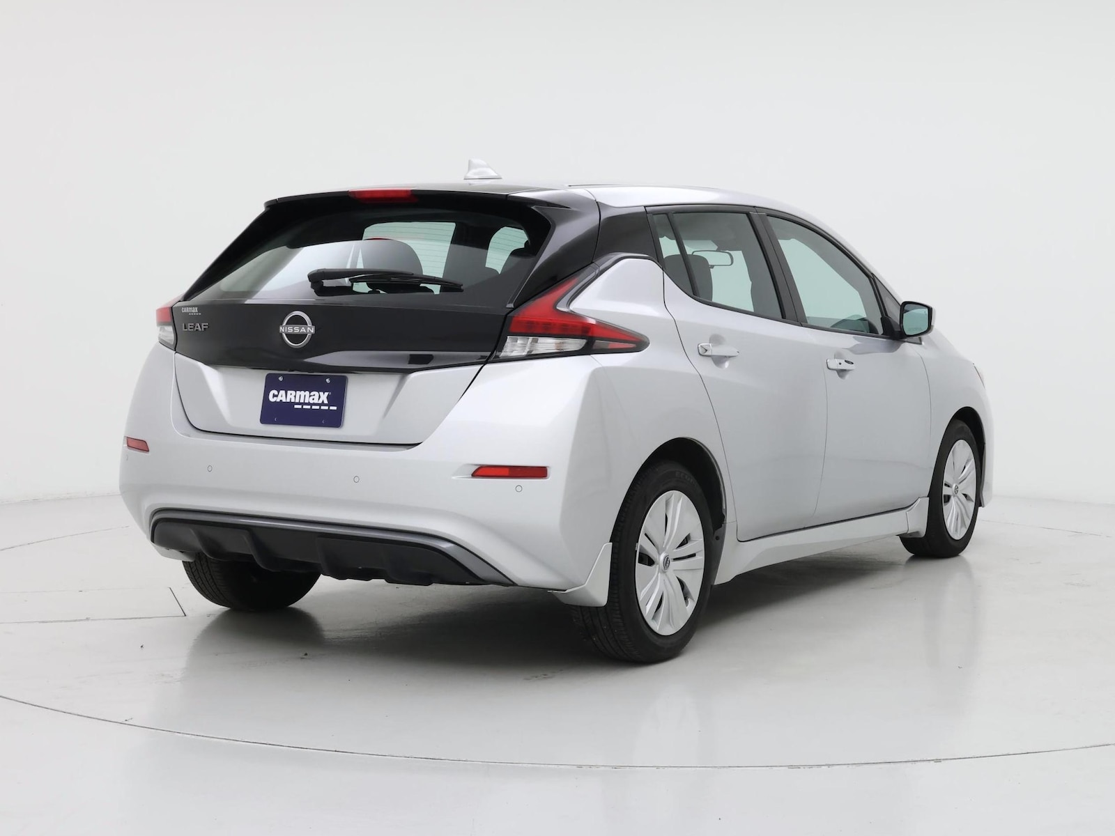 2024 Nissan LEAF S - Photo 9