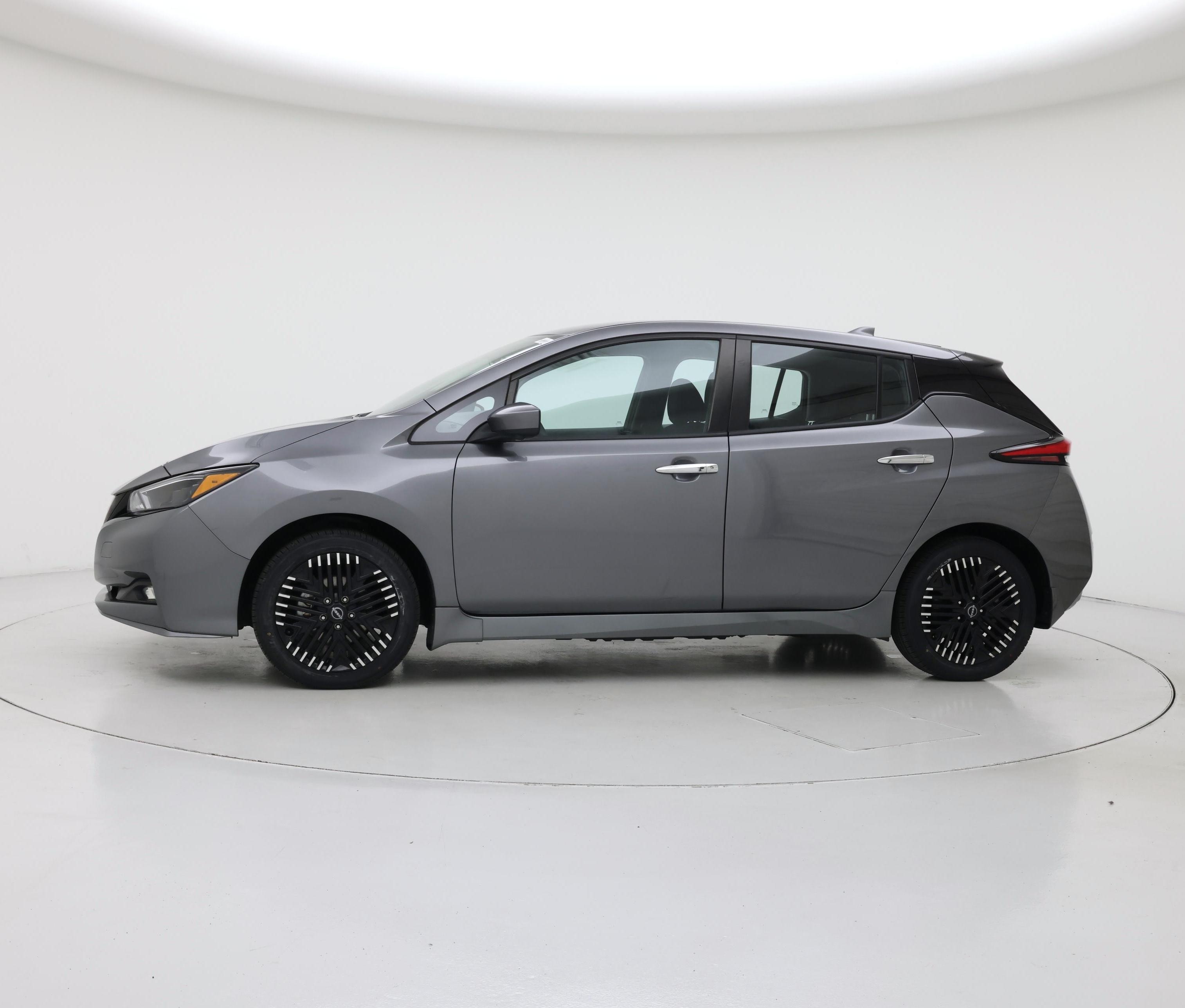 Thumbnail: 2024 Nissan Leaf - 3