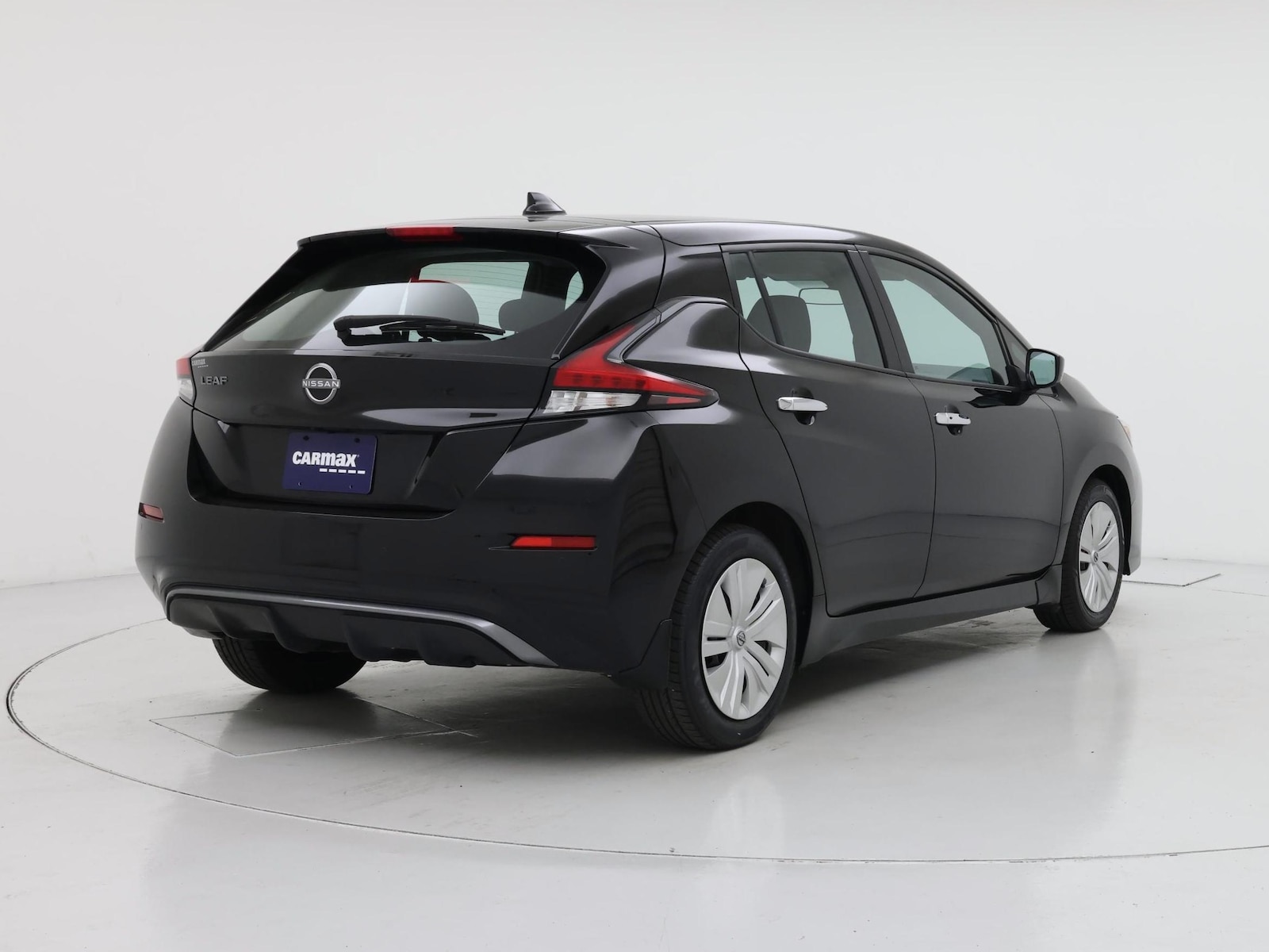 2025 Nissan Leaf S - Photo 9