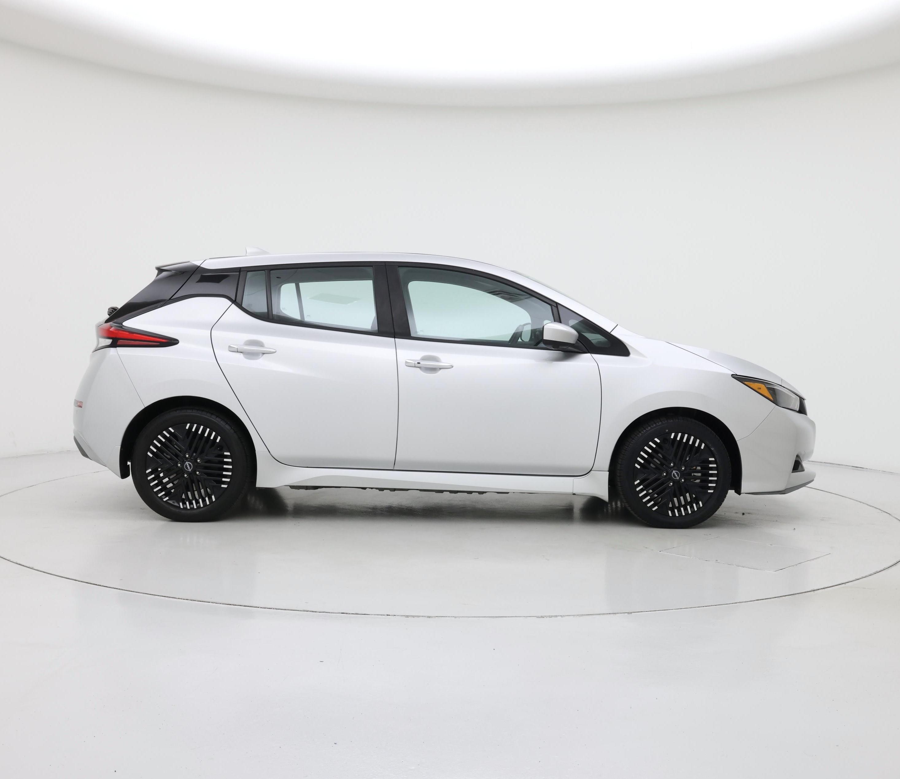 Thumbnail: 2025 Nissan Leaf - 7