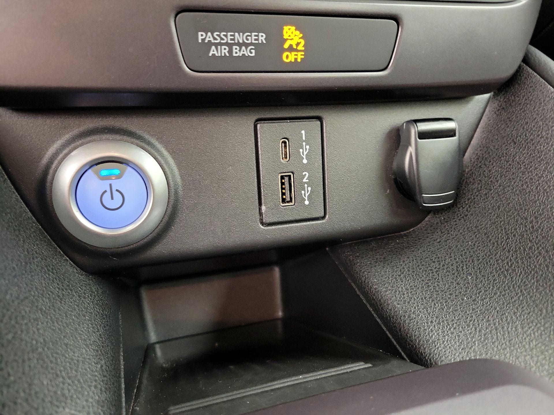 Thumbnail: 2025 Nissan Leaf - 18