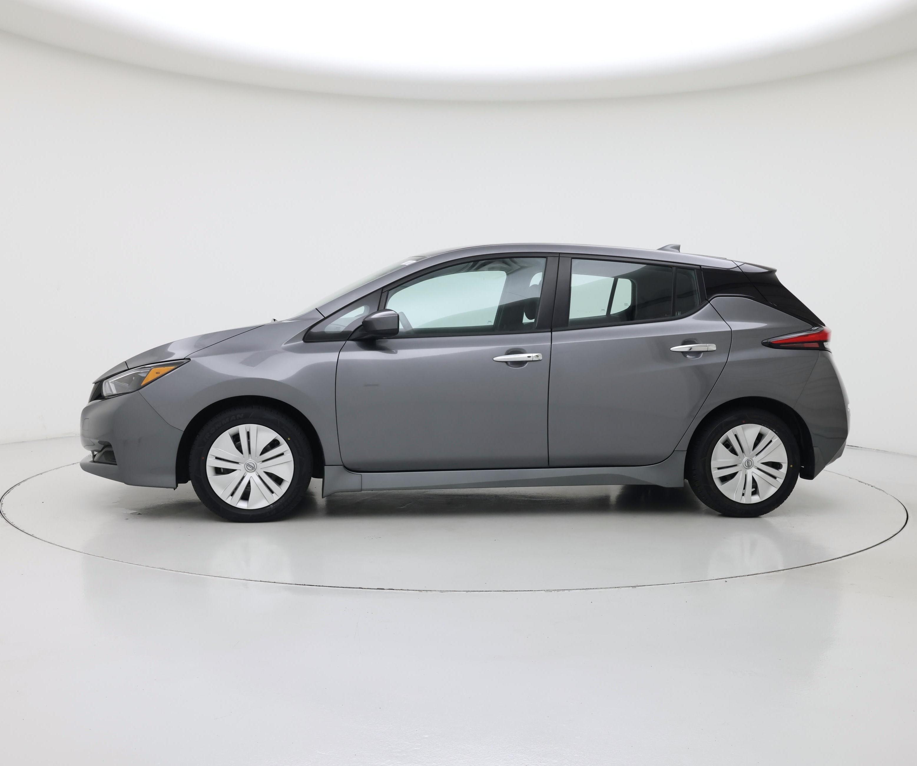 Thumbnail: 2024 Nissan Leaf - 3