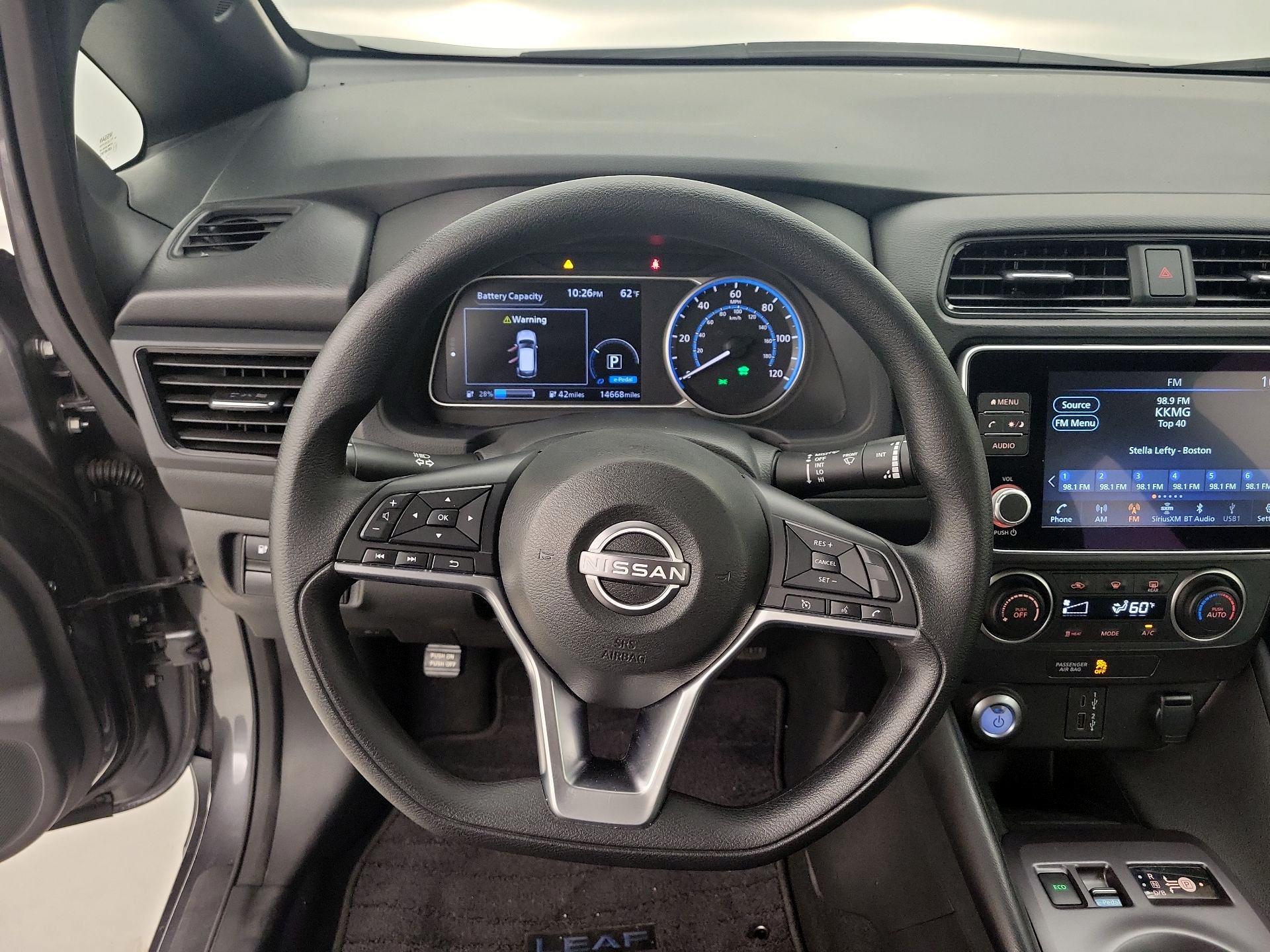 Thumbnail: 2025 Nissan Leaf - 10