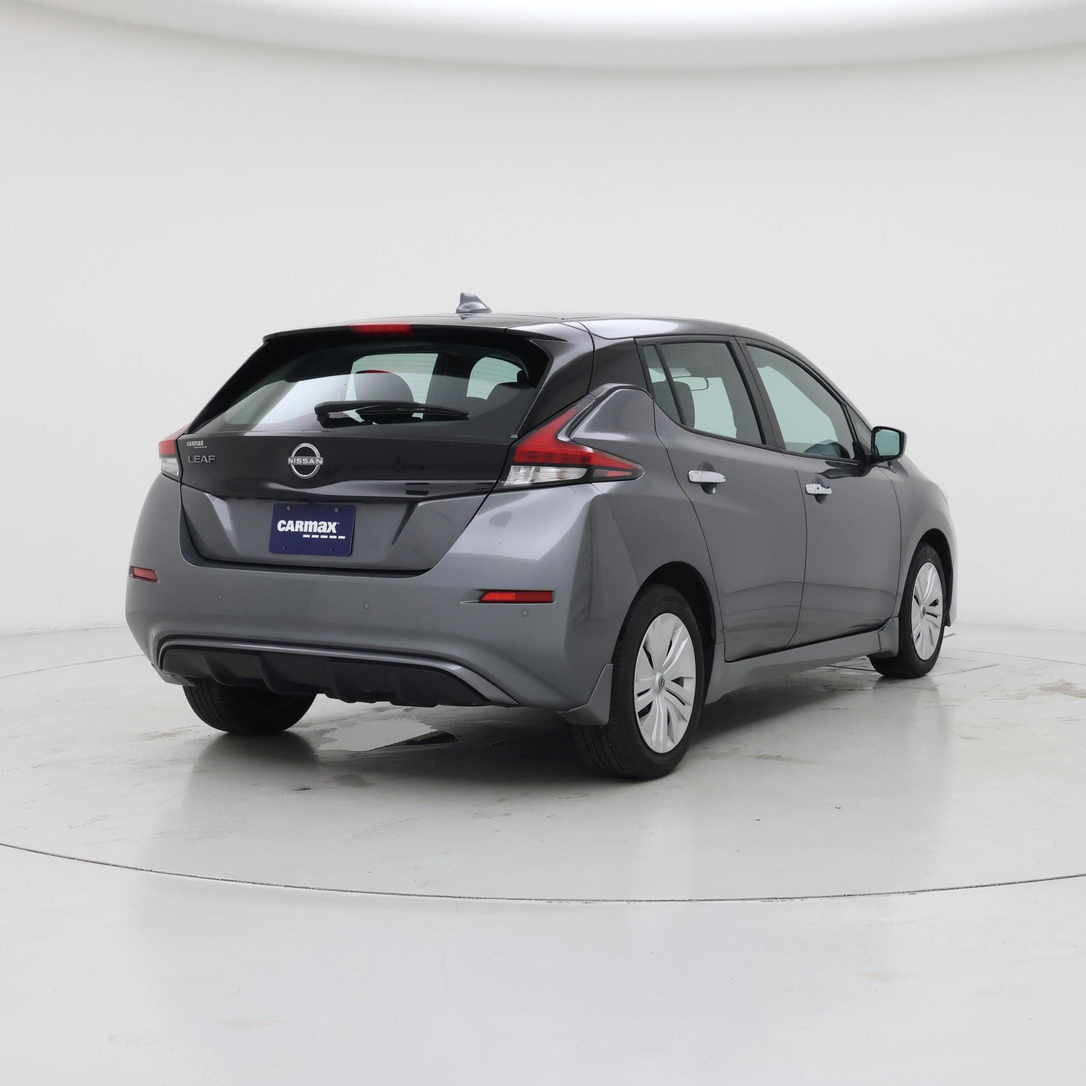 Thumbnail: 2025 Nissan Leaf - 8