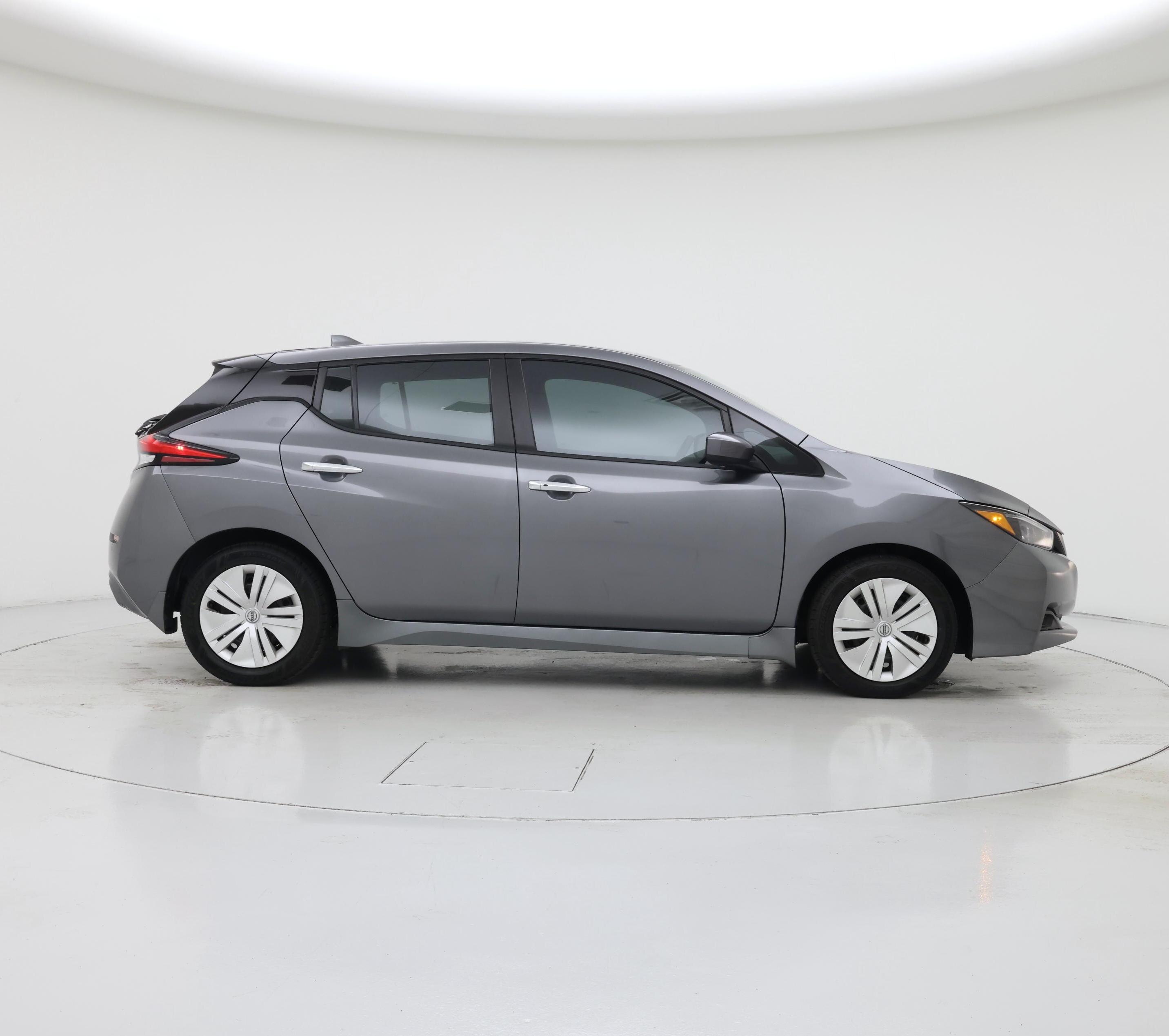 Thumbnail: 2024 Nissan Leaf - 7