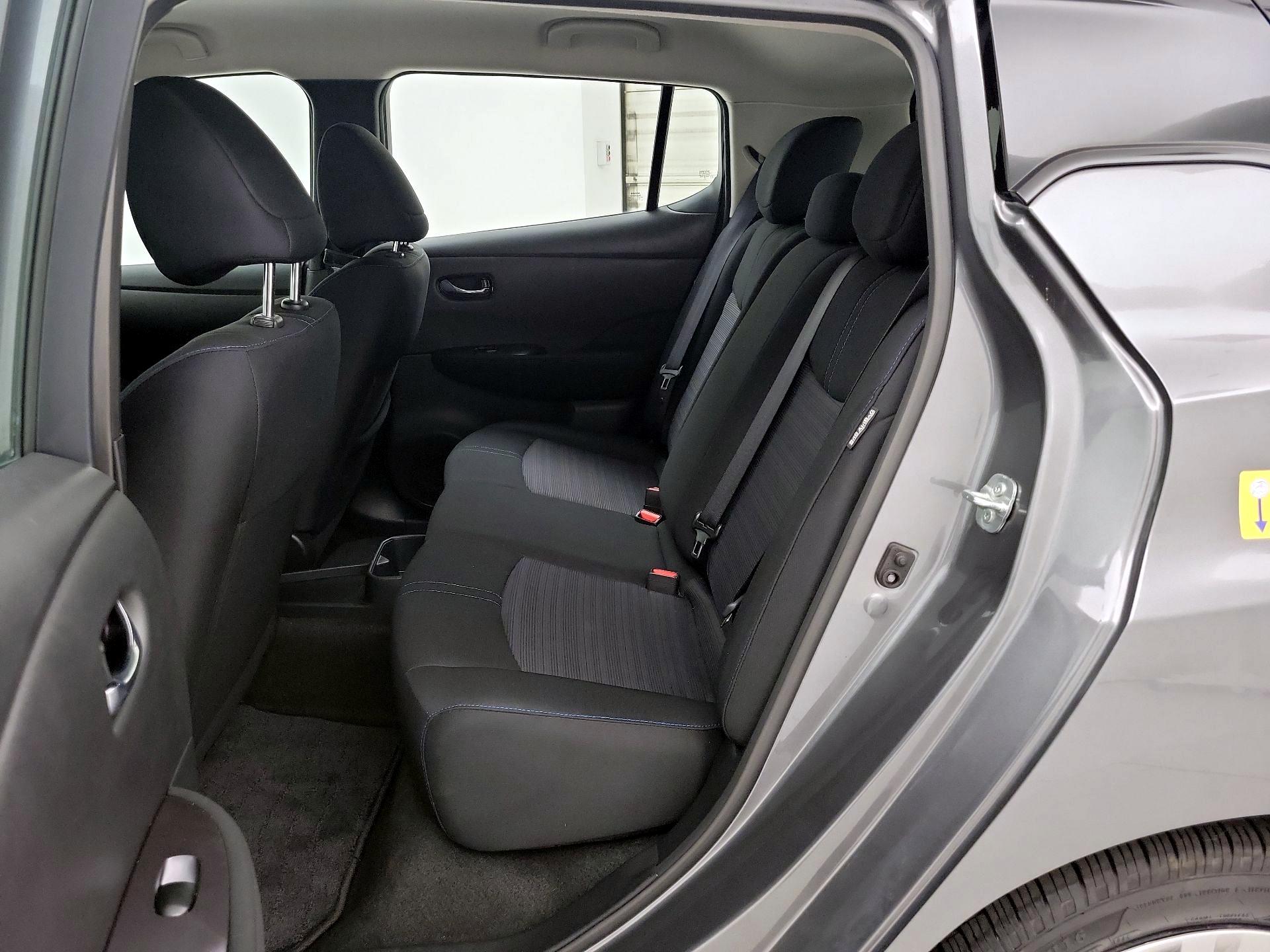 Thumbnail: 2025 Nissan Leaf - 19