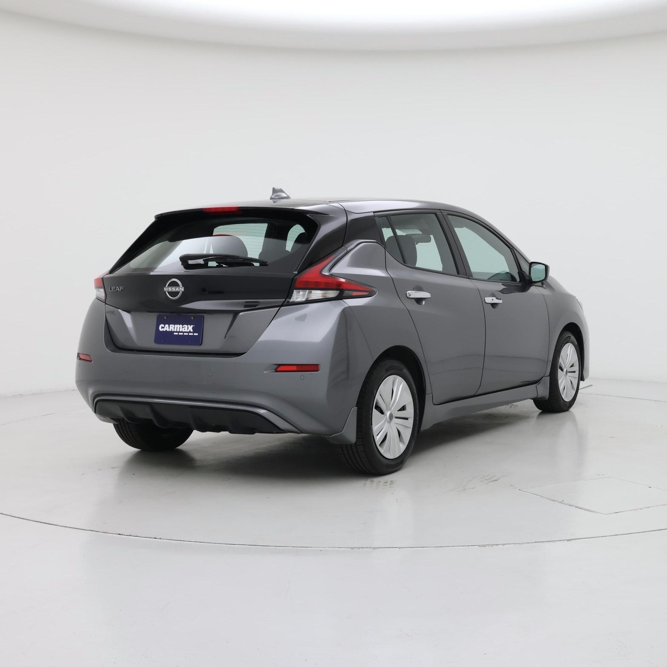 Thumbnail: 2025 Nissan Leaf - 8