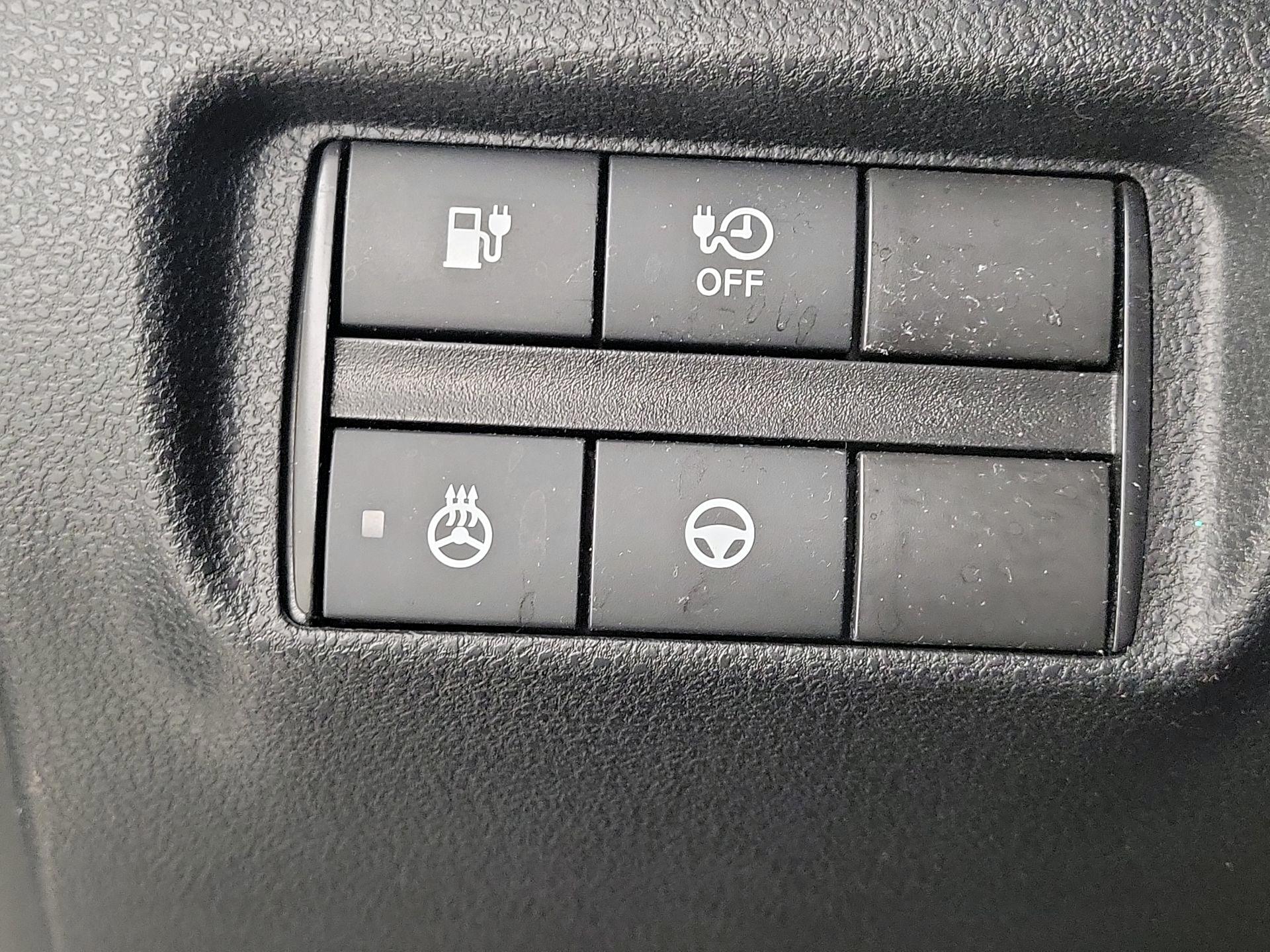 Thumbnail: 2024 Nissan Leaf - 13