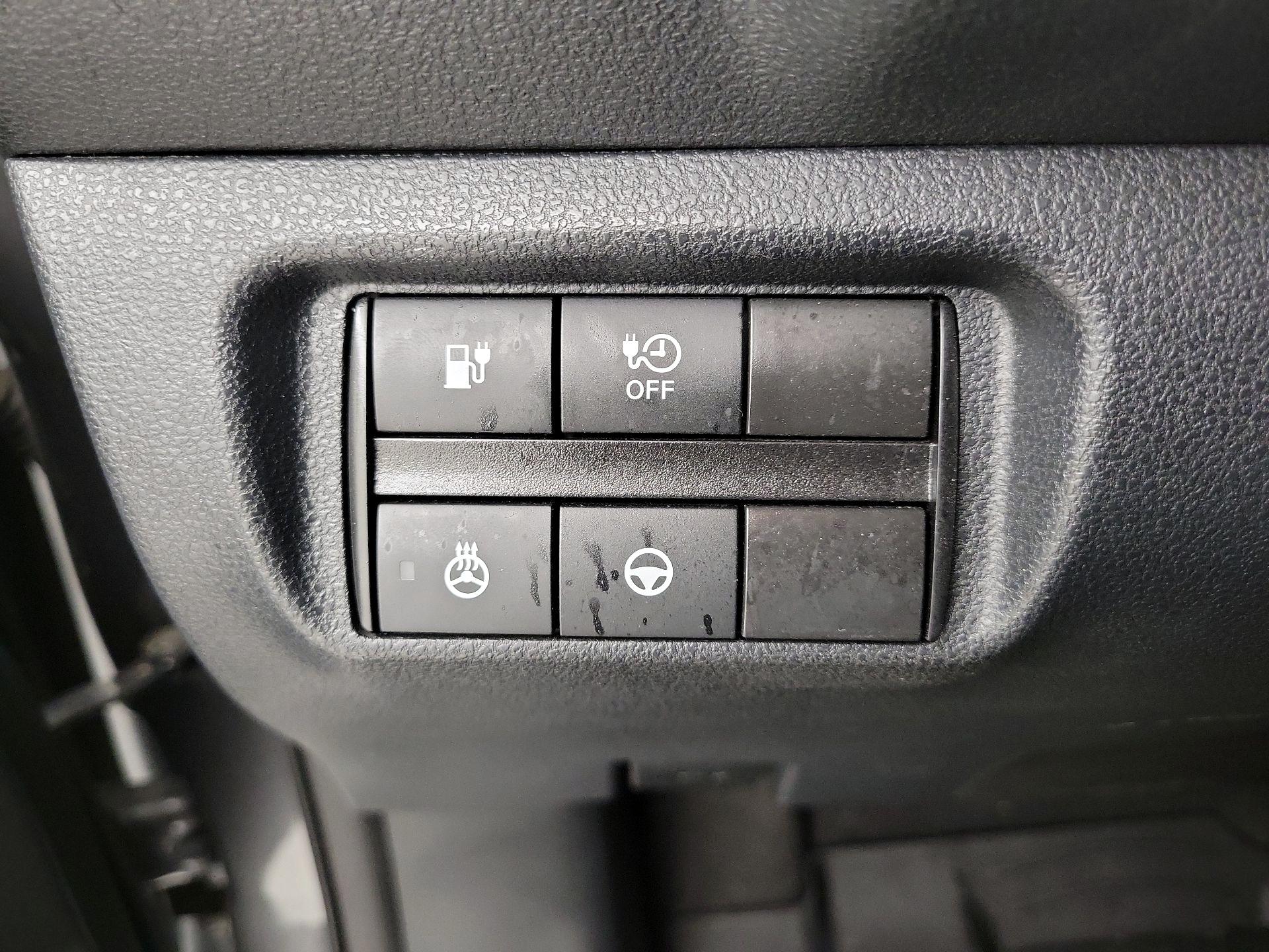 Thumbnail: 2024 Nissan Leaf - 13