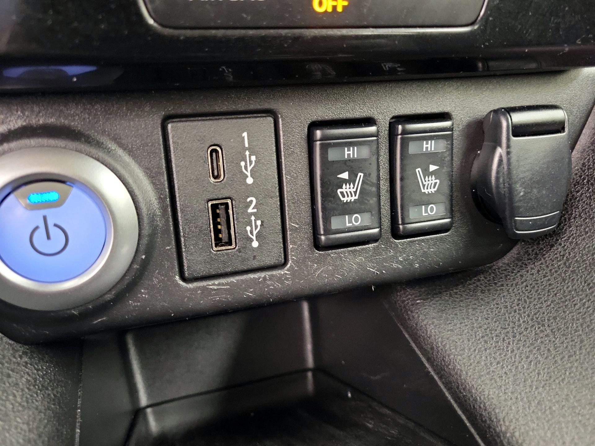 Thumbnail: 2024 Nissan Leaf - 18