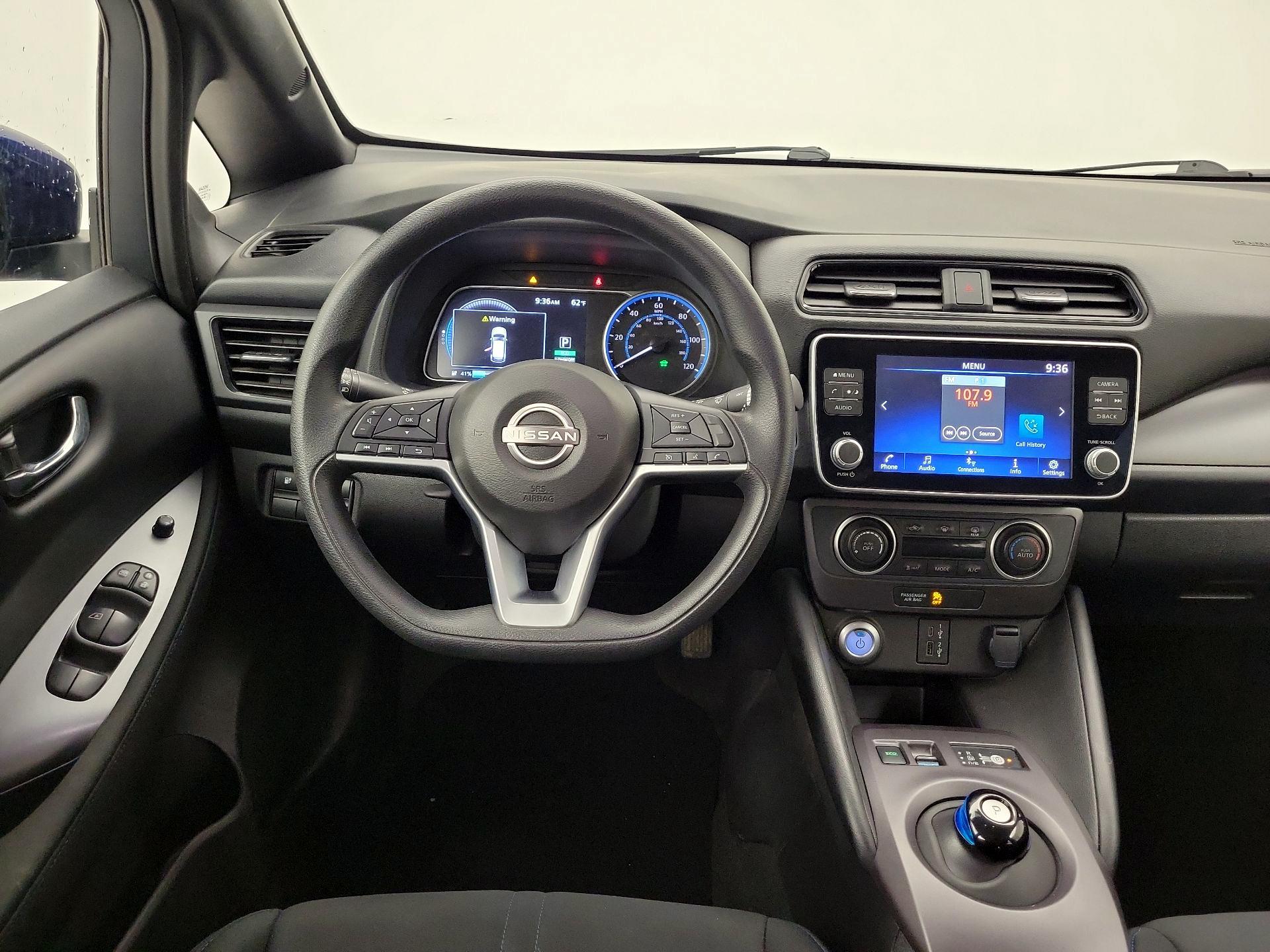 Thumbnail: 2025 Nissan Leaf - 10