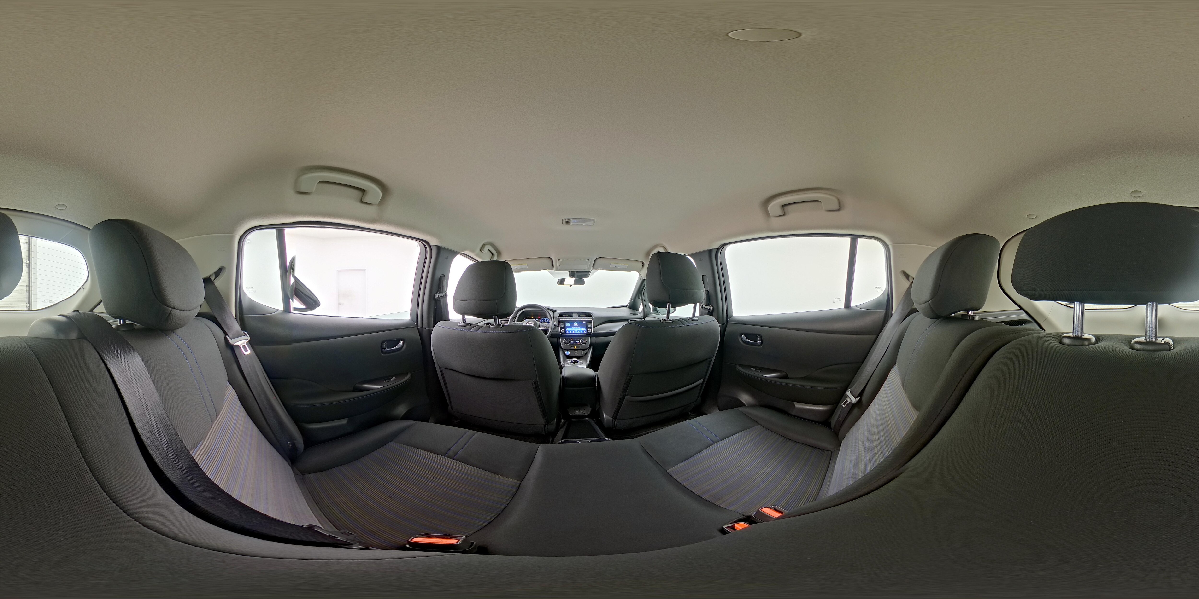 2025 Nissan Leaf S - Photo 25