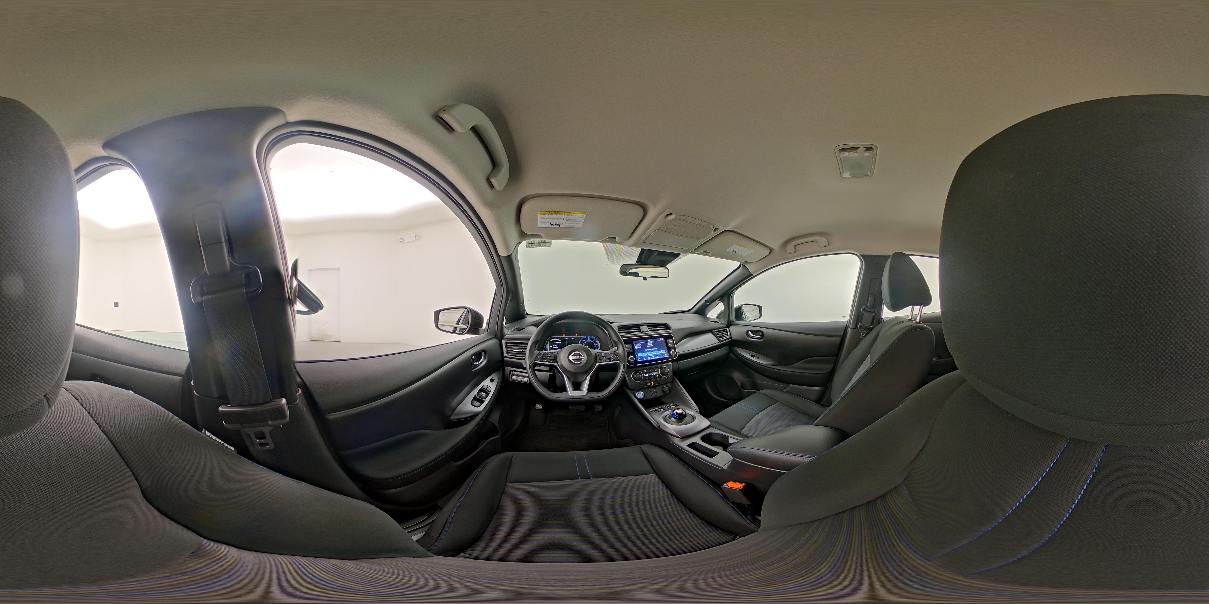 2025 Nissan Leaf S - Photo 26