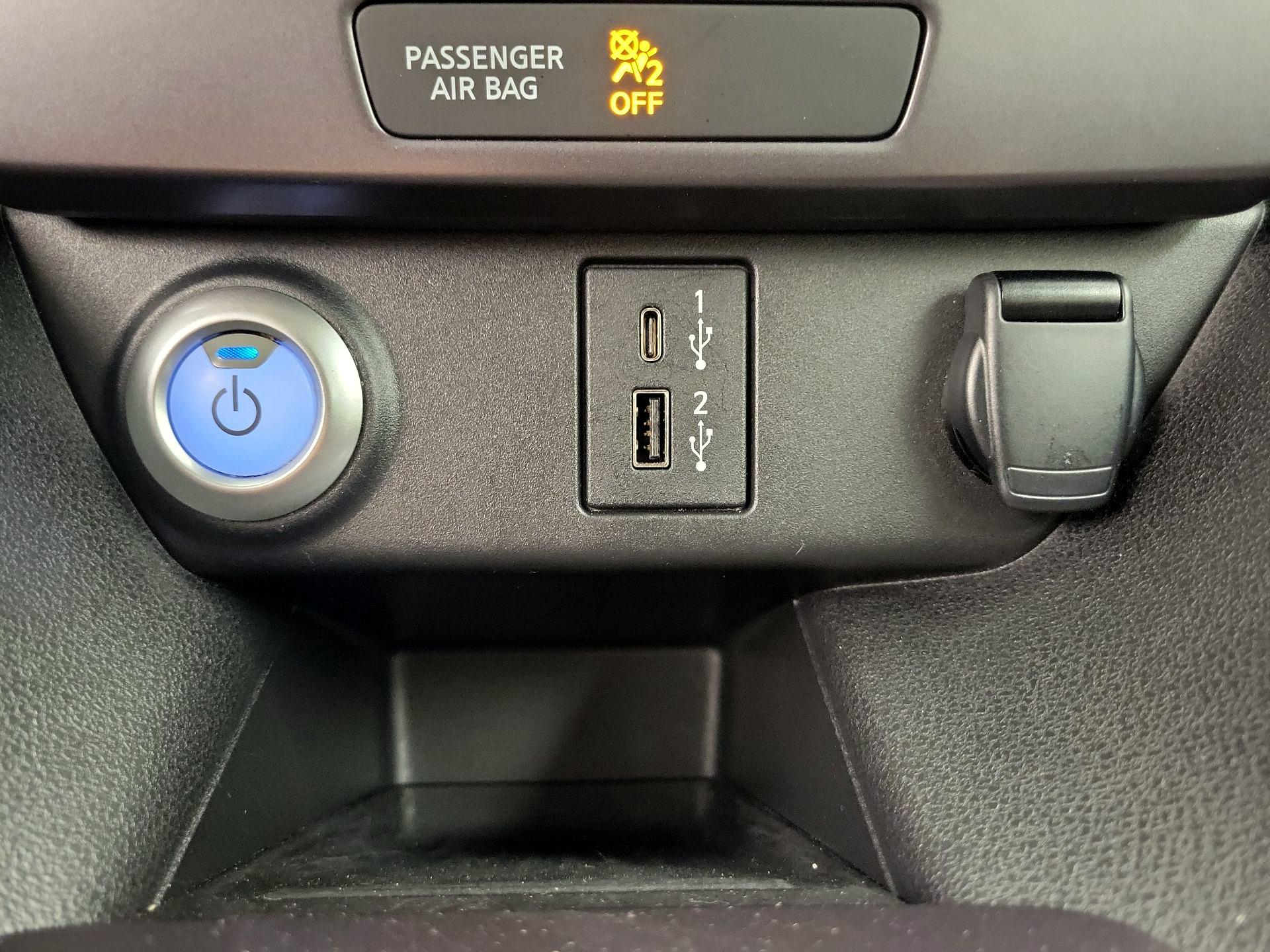 Thumbnail: 2025 Nissan Leaf - 18