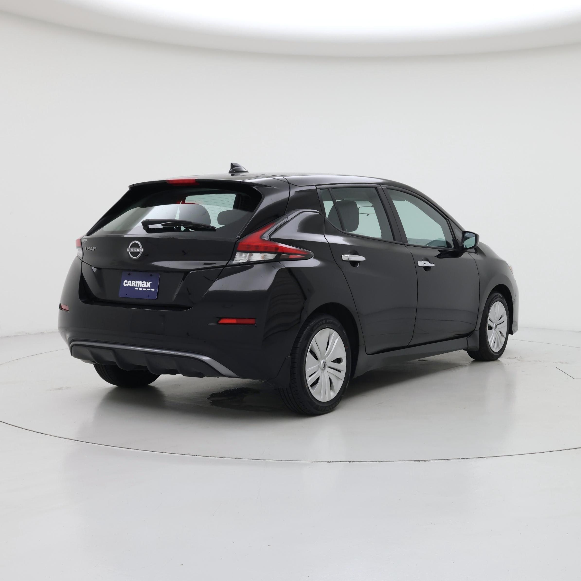 Thumbnail: 2025 Nissan Leaf - 8