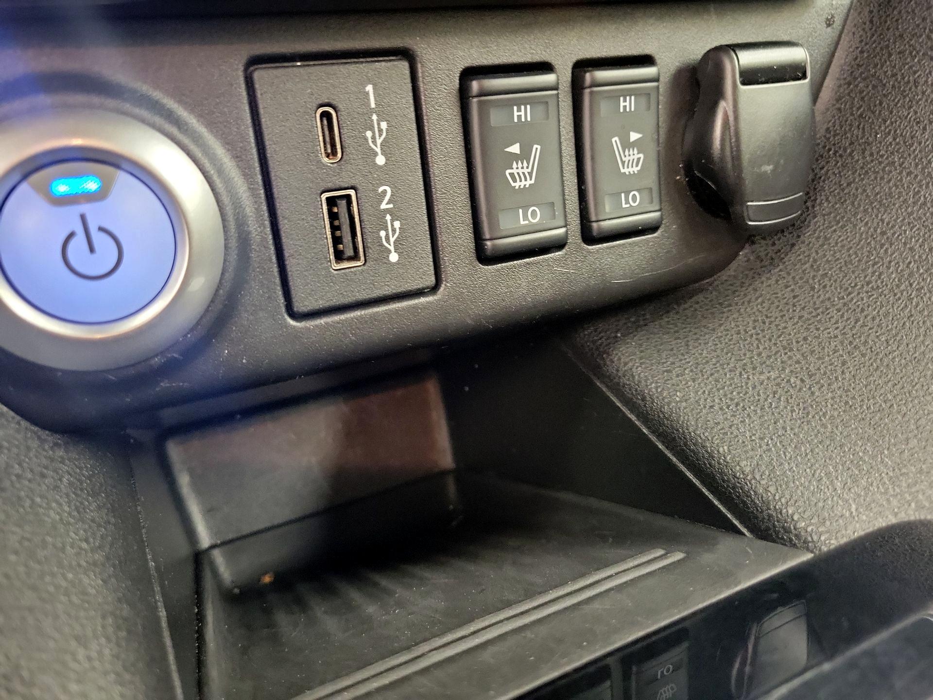 Thumbnail: 2024 Nissan Leaf - 18
