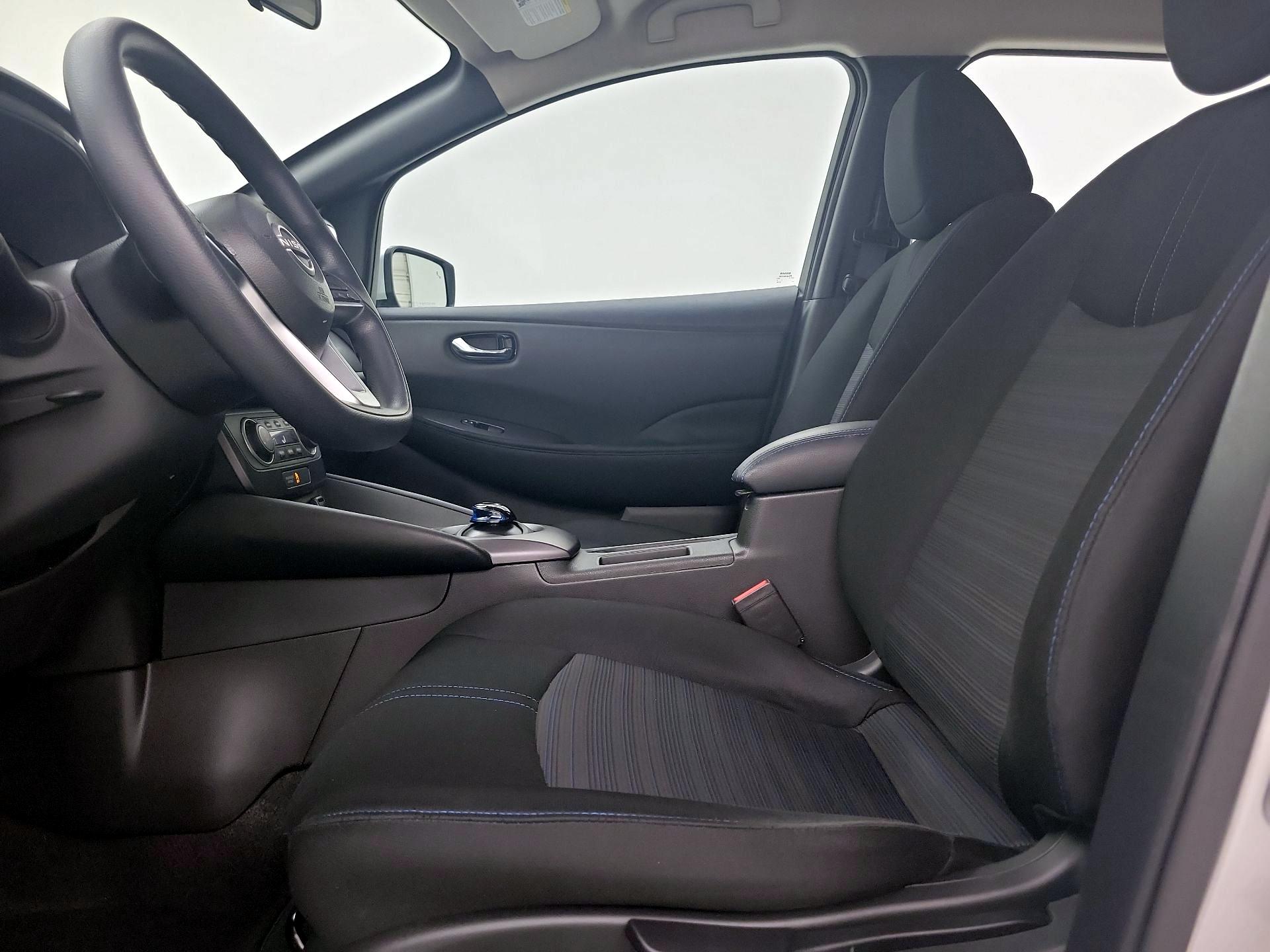 Thumbnail: 2024 Nissan Leaf - 11