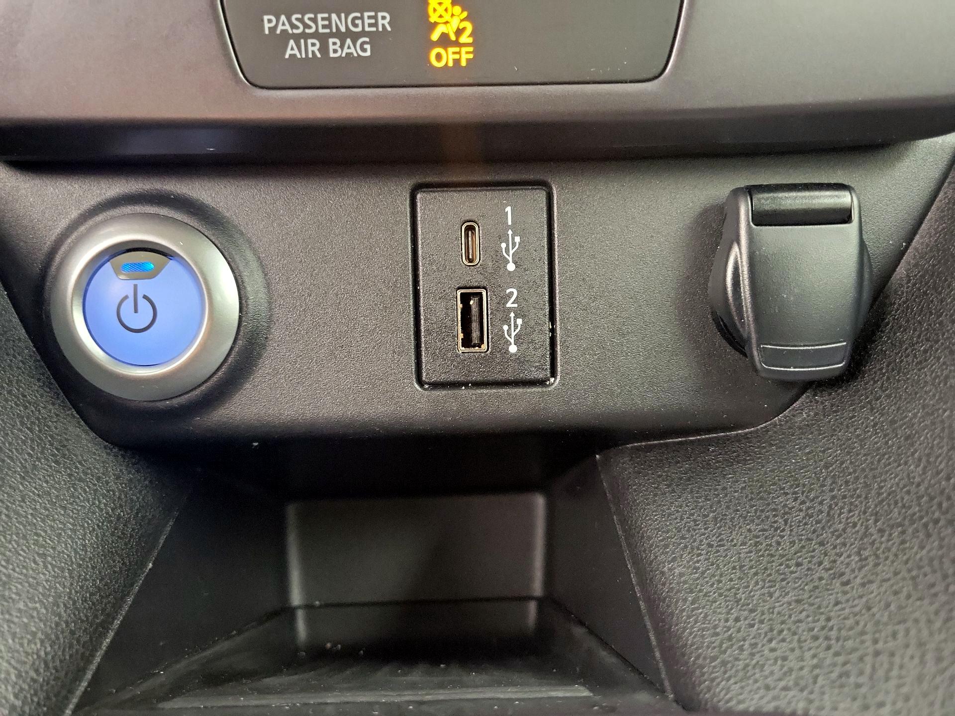 Thumbnail: 2024 Nissan Leaf - 18