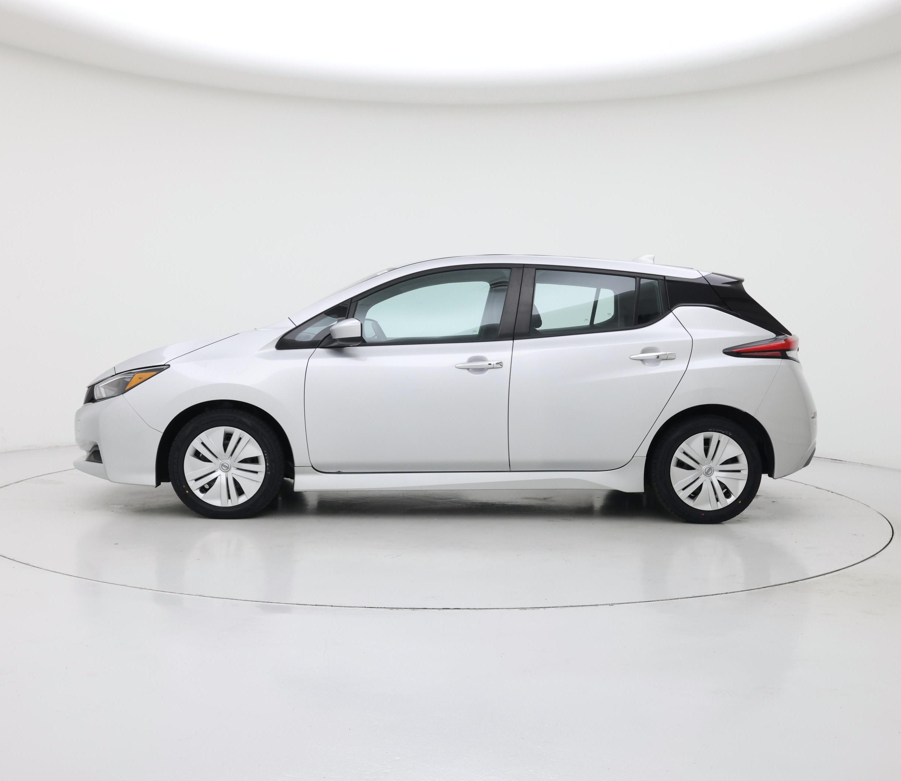 Thumbnail: 2024 Nissan Leaf - 3