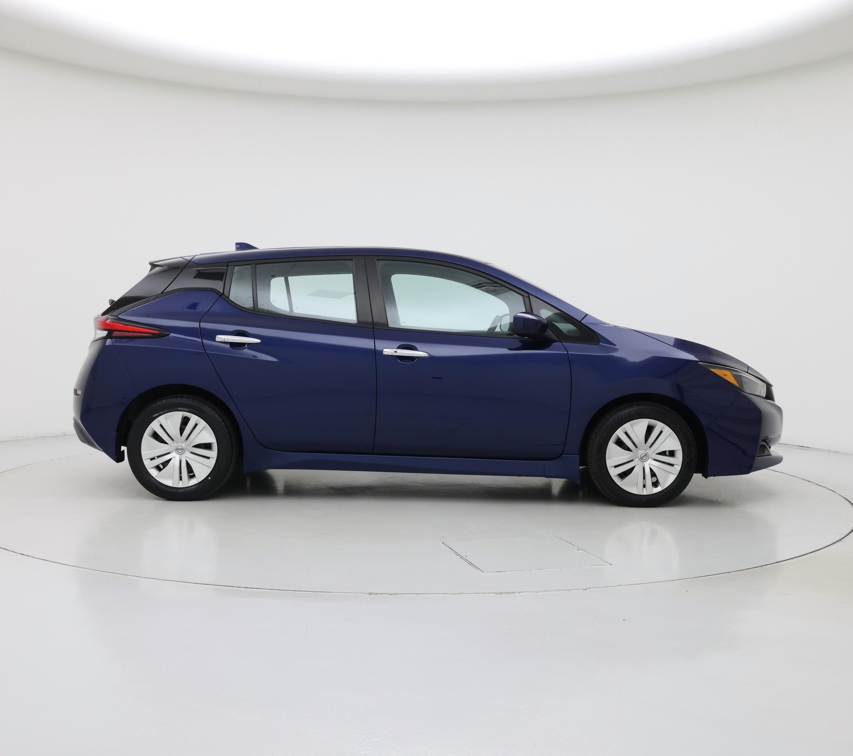 Thumbnail: 2024 Nissan Leaf - 7