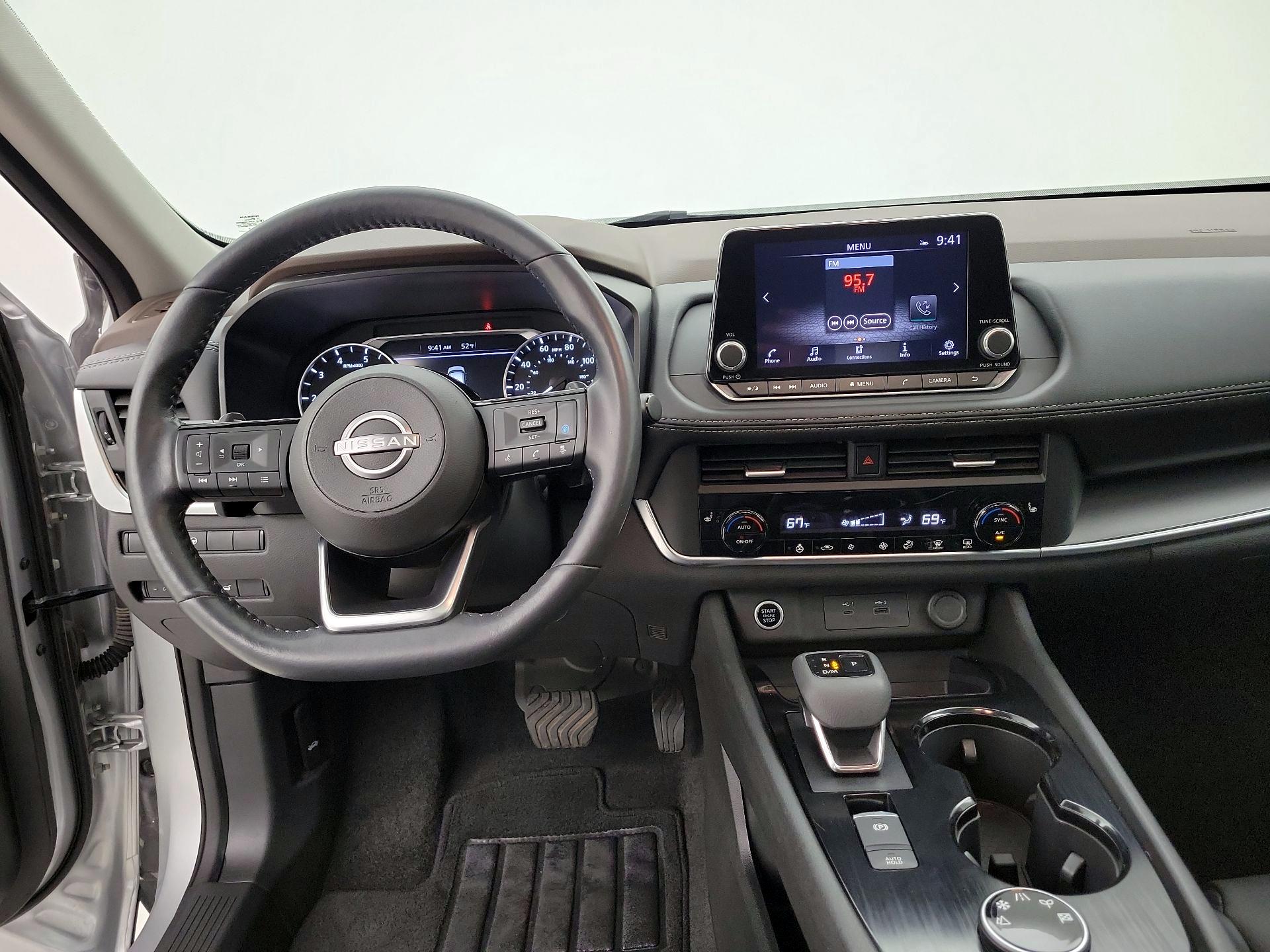 Thumbnail: 2023 Nissan Rogue - 9