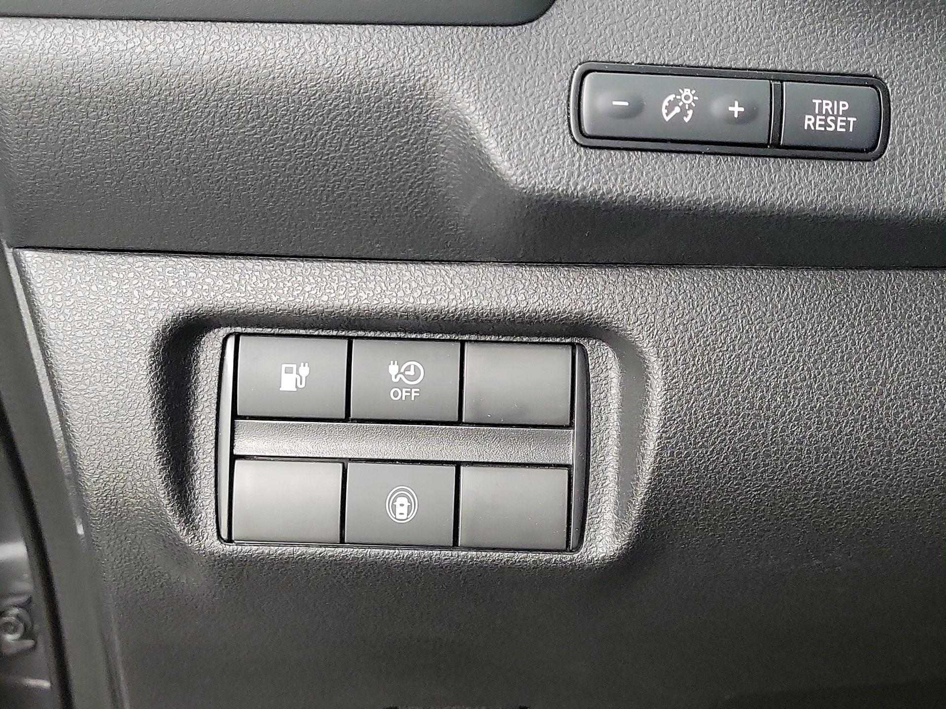 Thumbnail: 2024 Nissan Leaf - 13