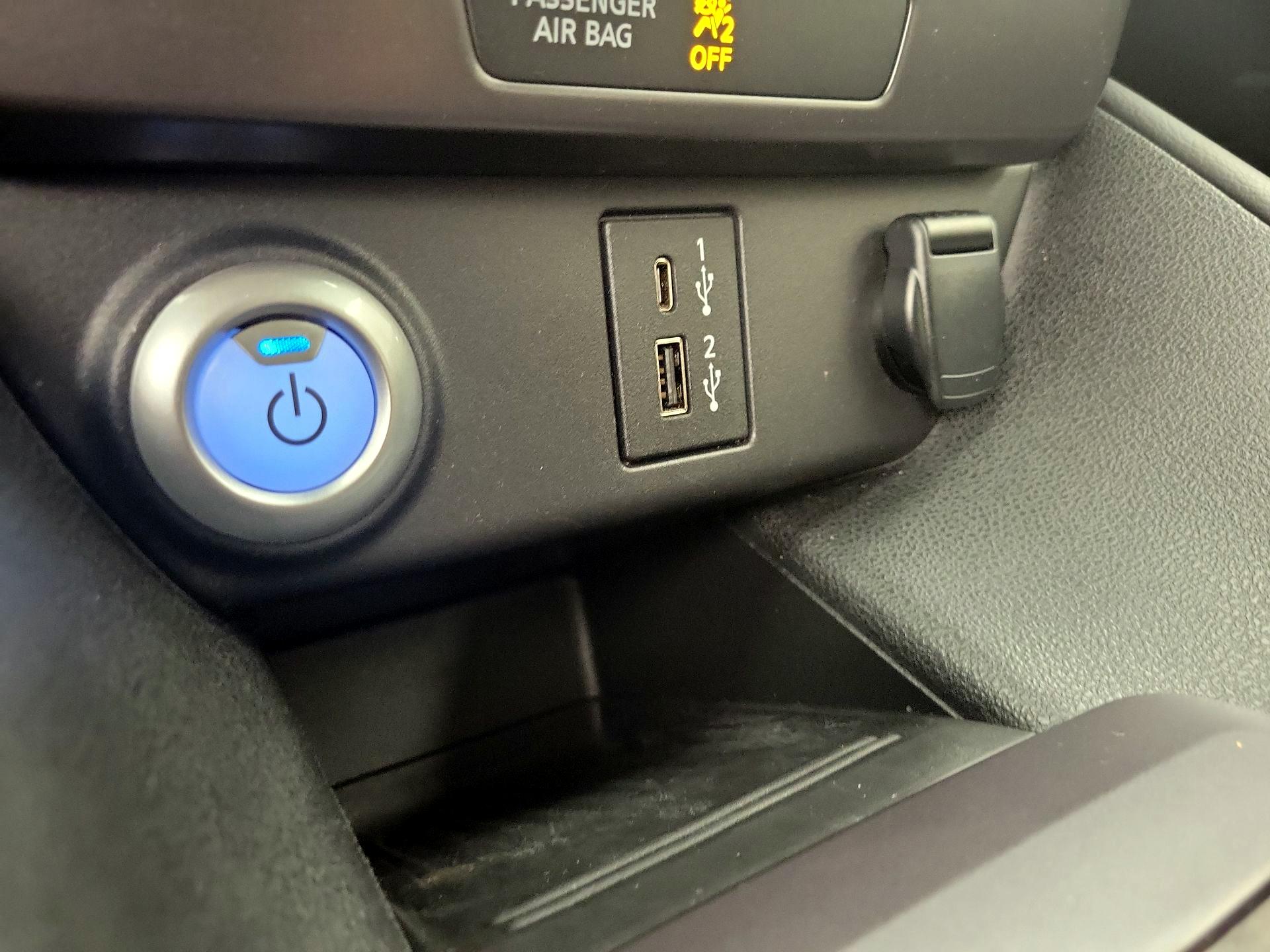Thumbnail: 2024 Nissan Leaf - 18