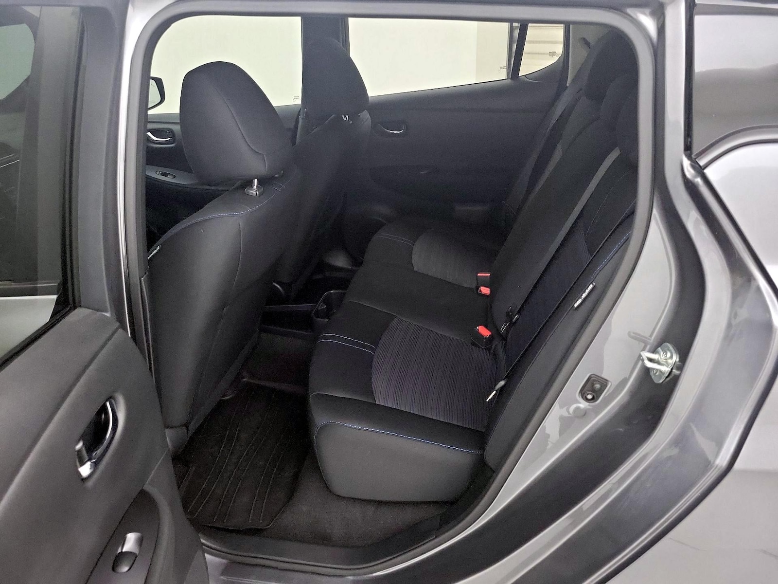 2024 Nissan LEAF S - Photo 20