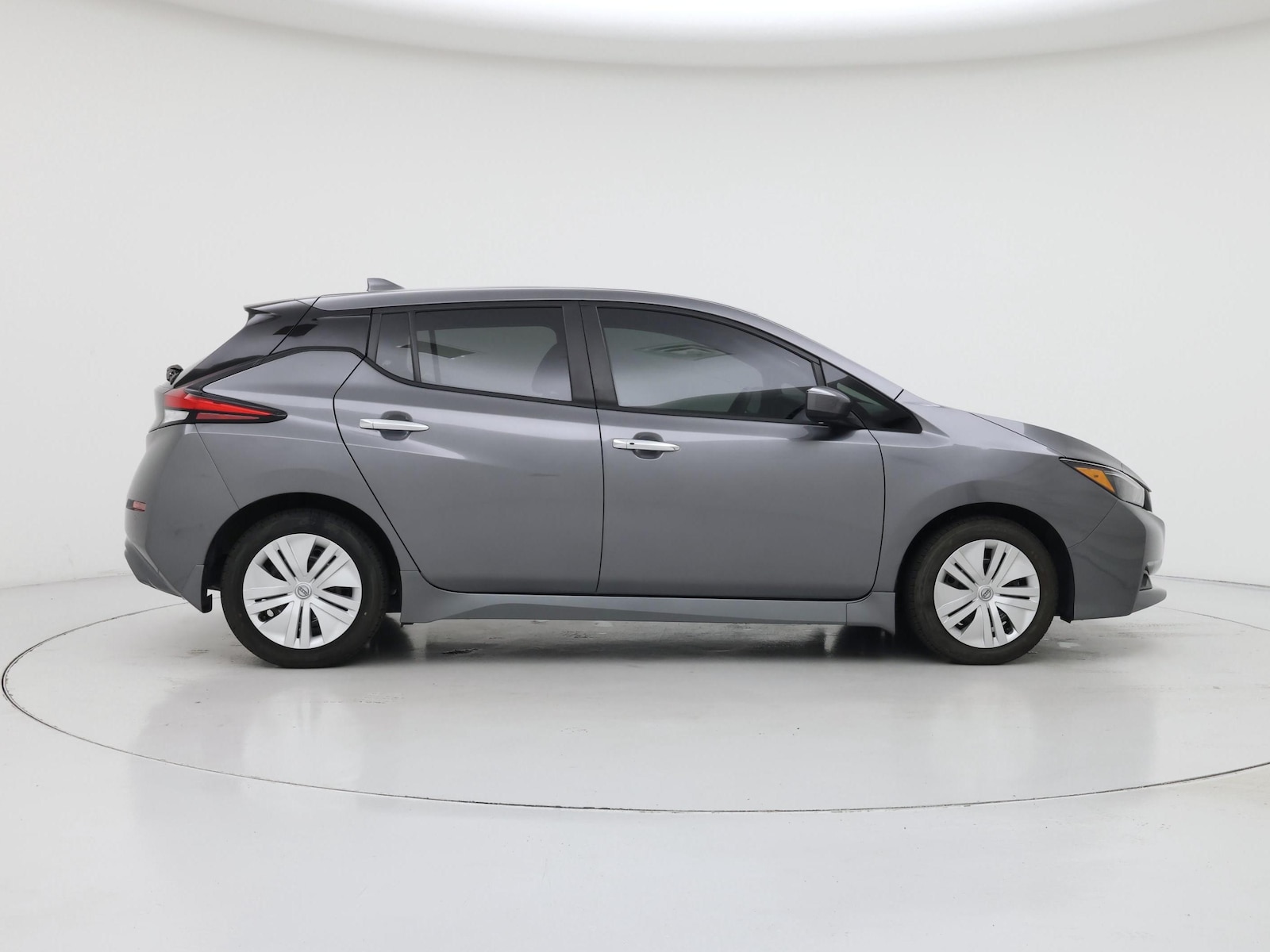 2024 Nissan LEAF S - Photo 8