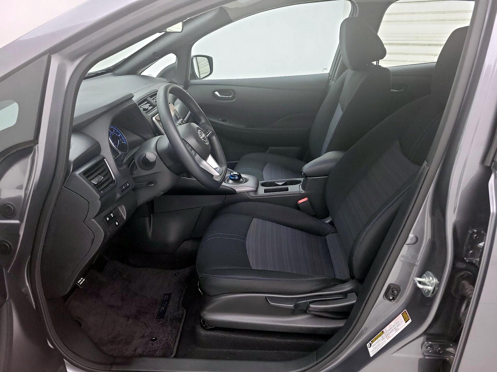 Thumbnail: 2024 Nissan Leaf - 11