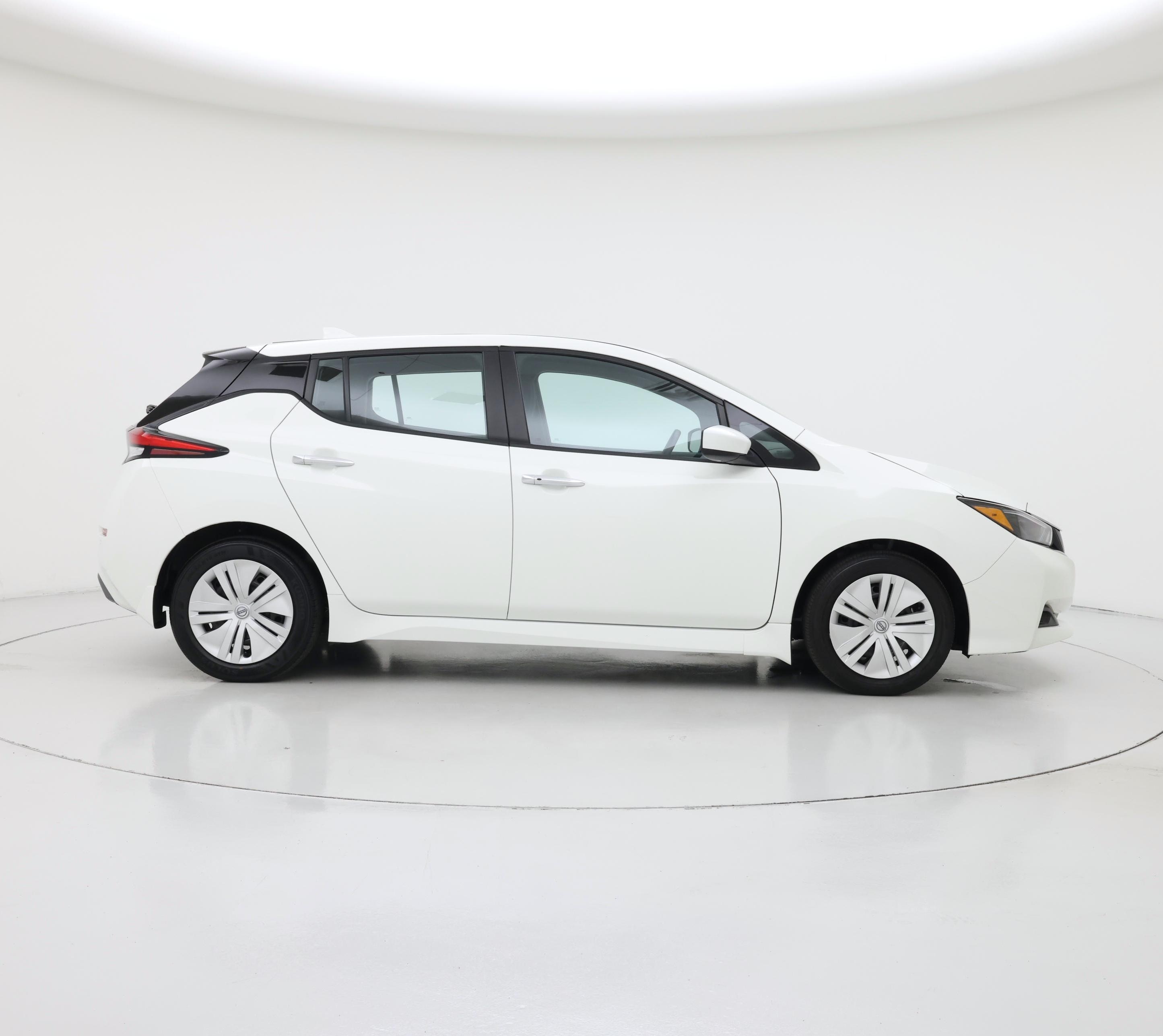 Thumbnail: 2024 Nissan Leaf - 7