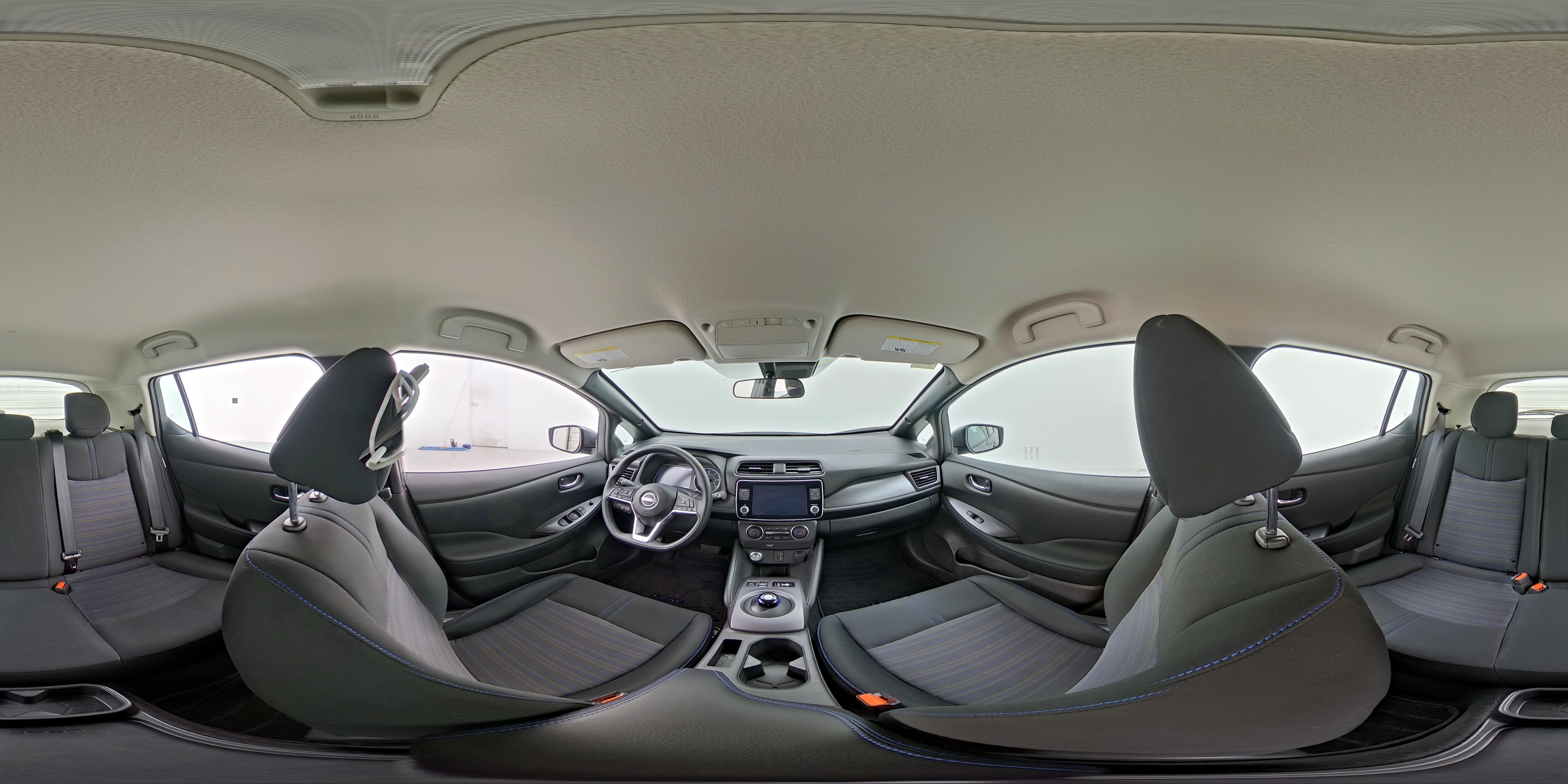 2025 Nissan Leaf S - Photo 24