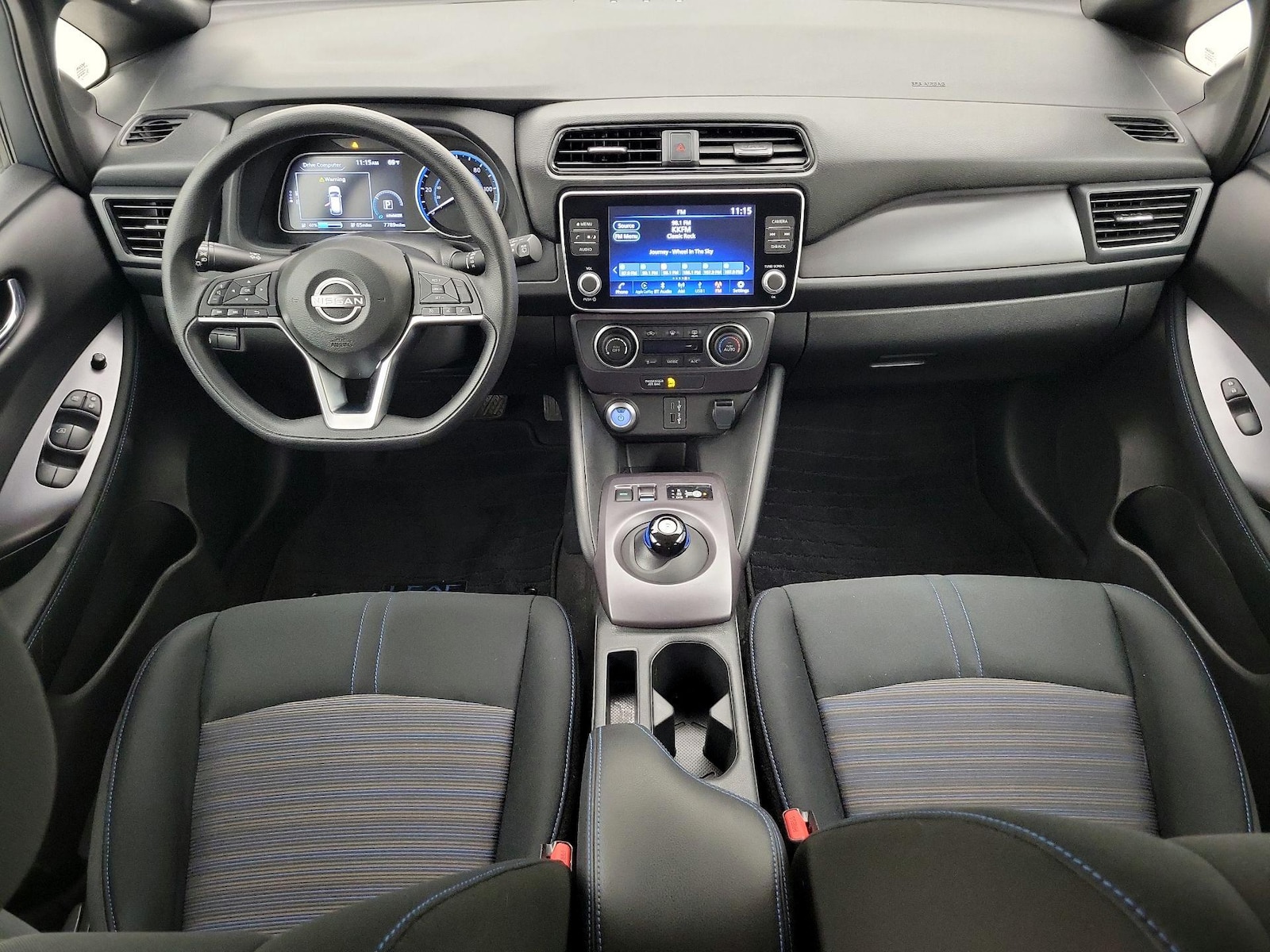 2025 Nissan Leaf S - Photo 10