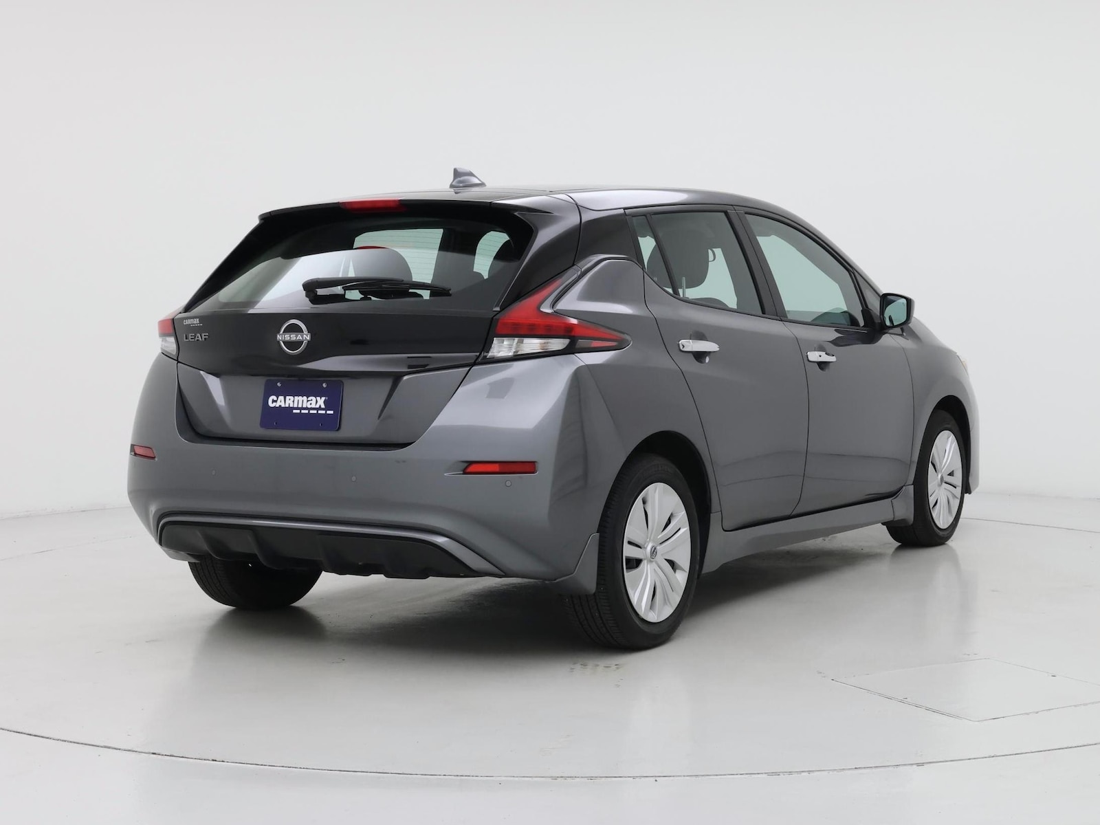 2025 Nissan Leaf S - Photo 9