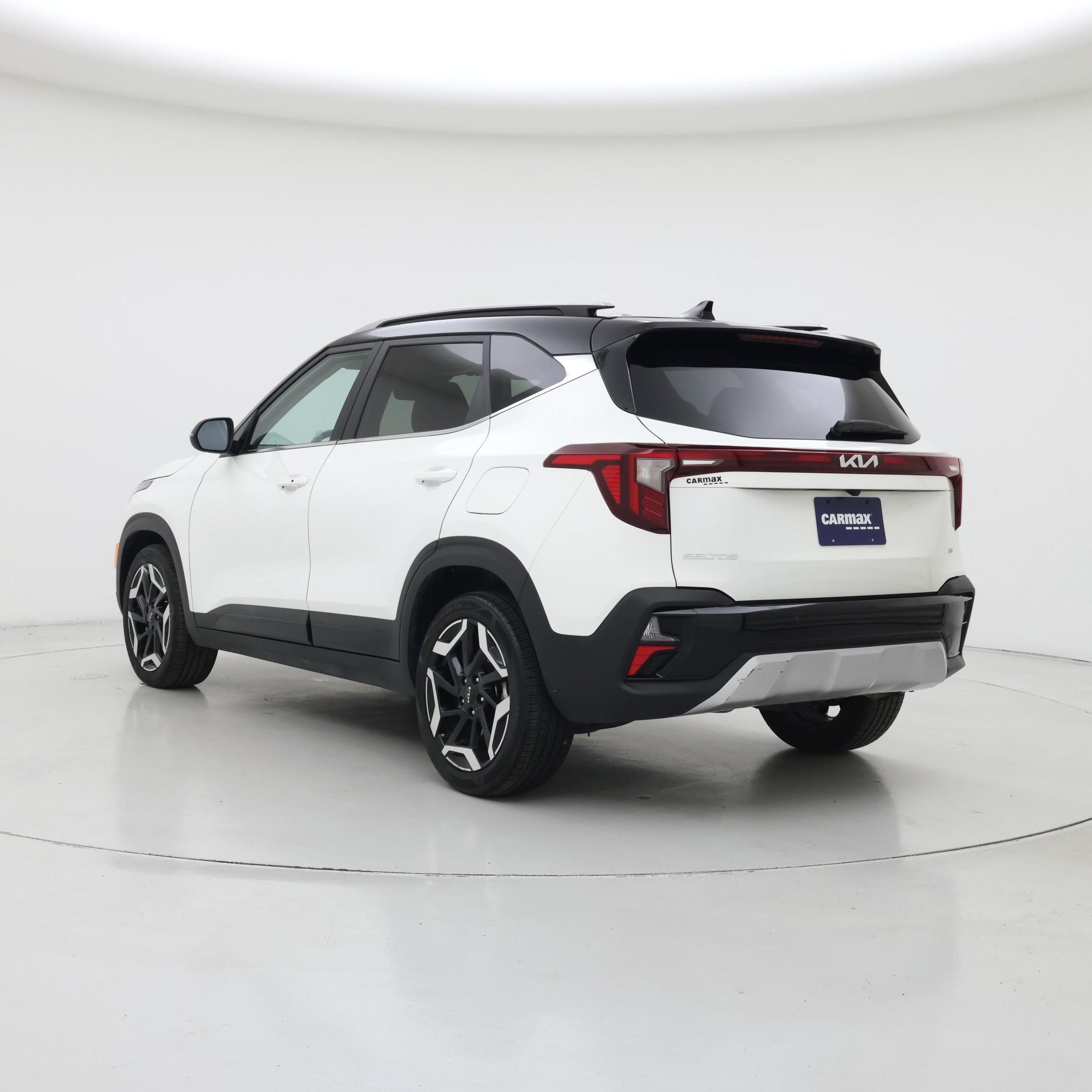Thumbnail: 2024 Kia Seltos - 2