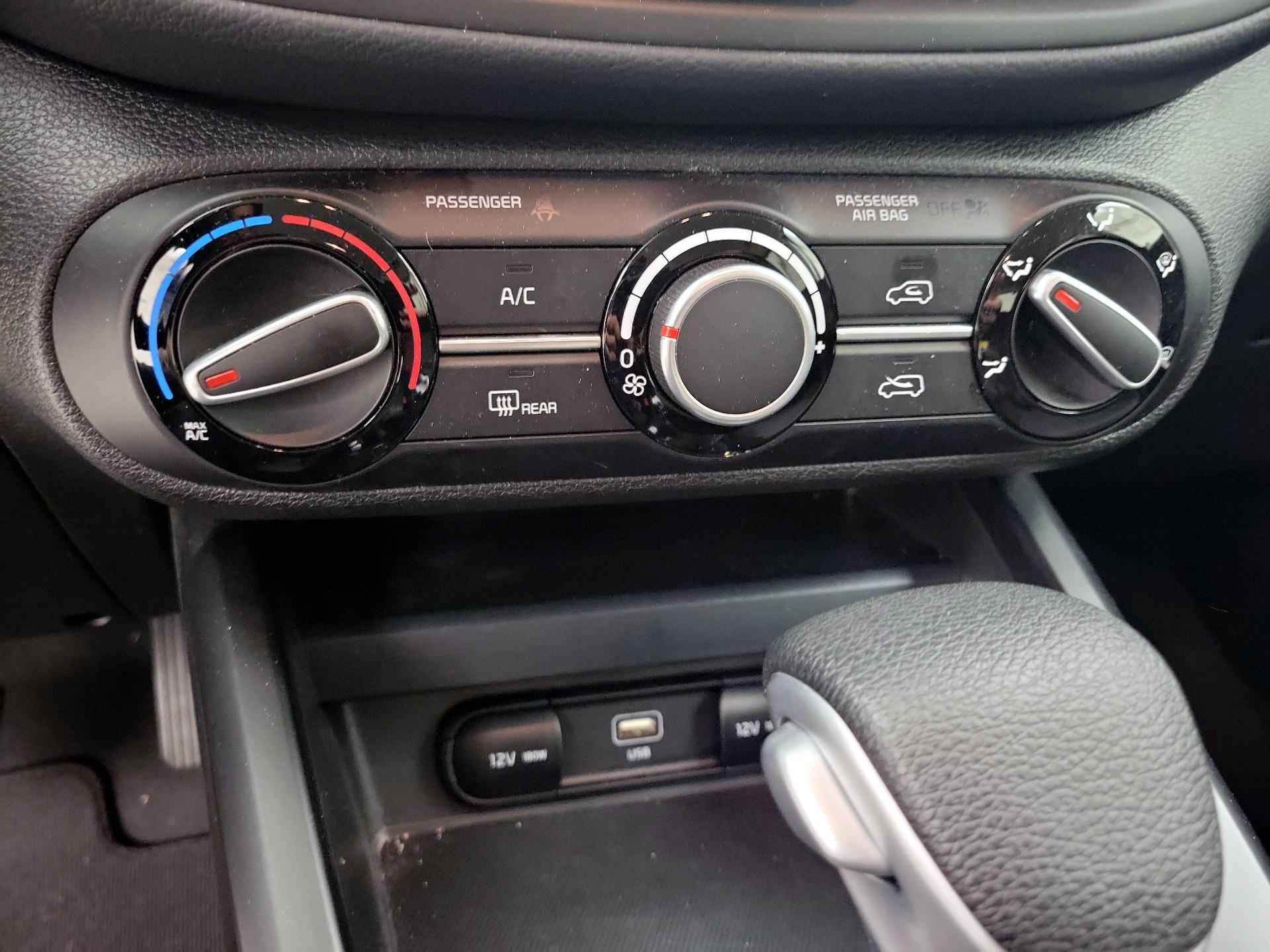 Thumbnail: 2025 Kia Soul - 16