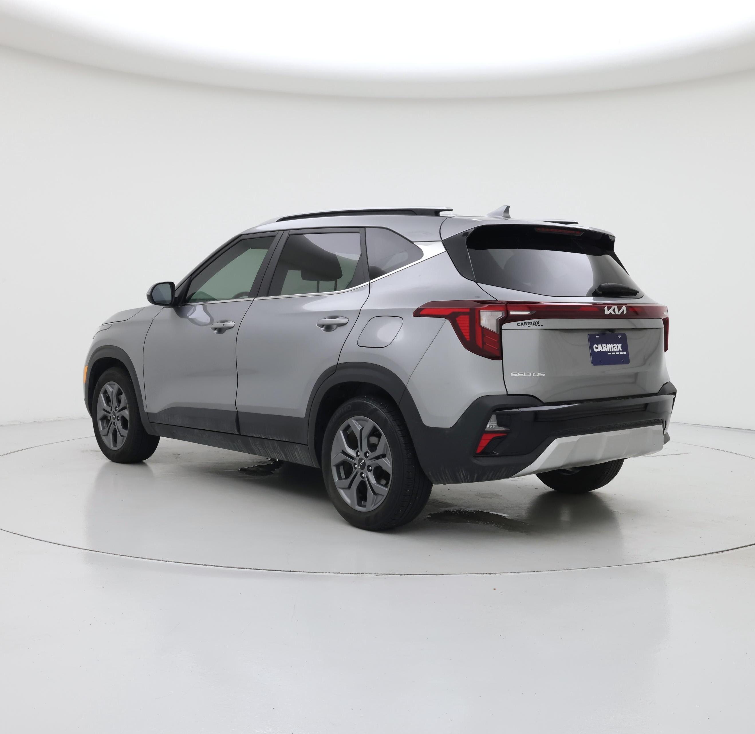 Thumbnail: 2024 Kia Seltos - 2