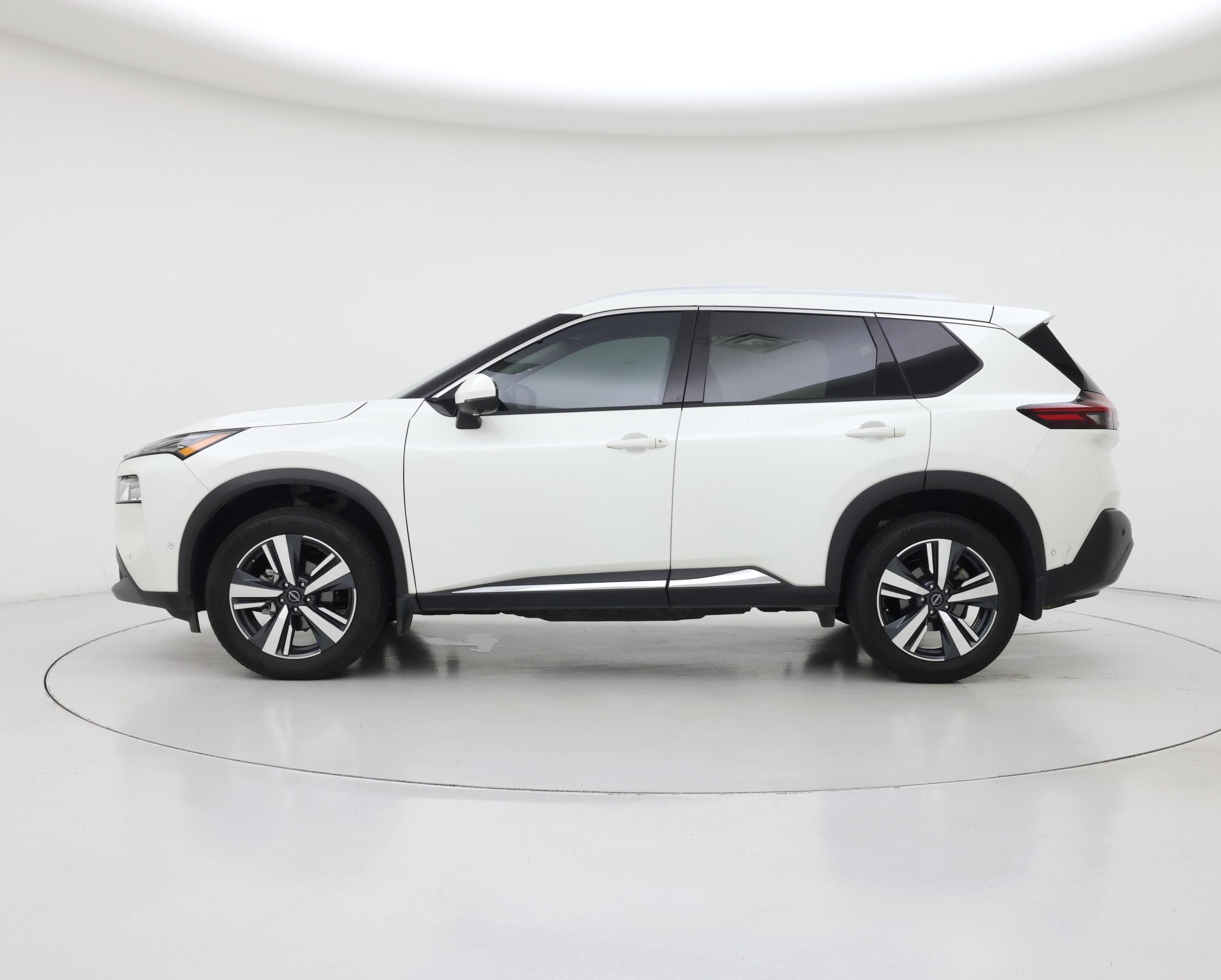 Thumbnail: 2023 Nissan Rogue - 3