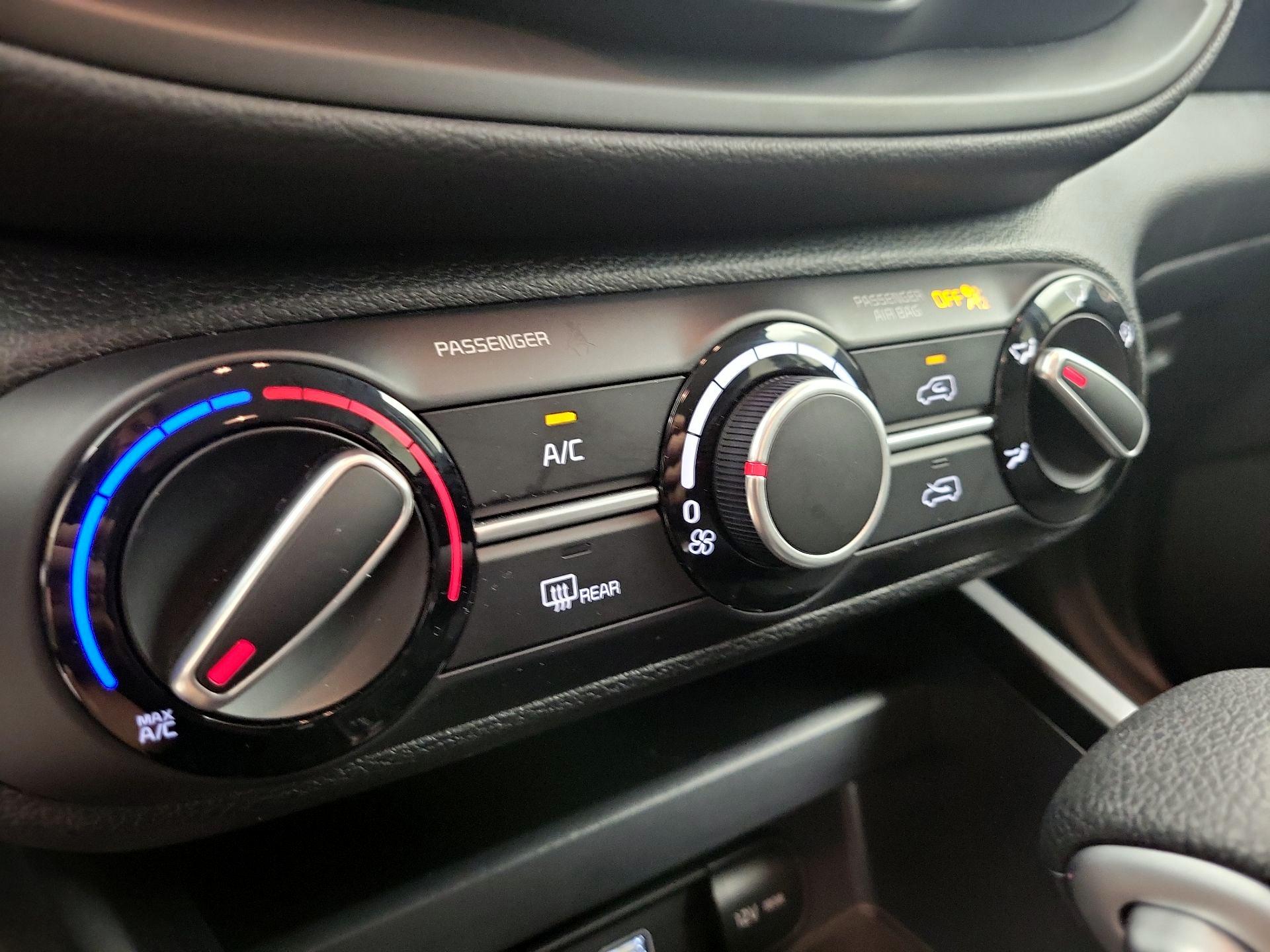 Thumbnail: 2025 Kia Soul - 16